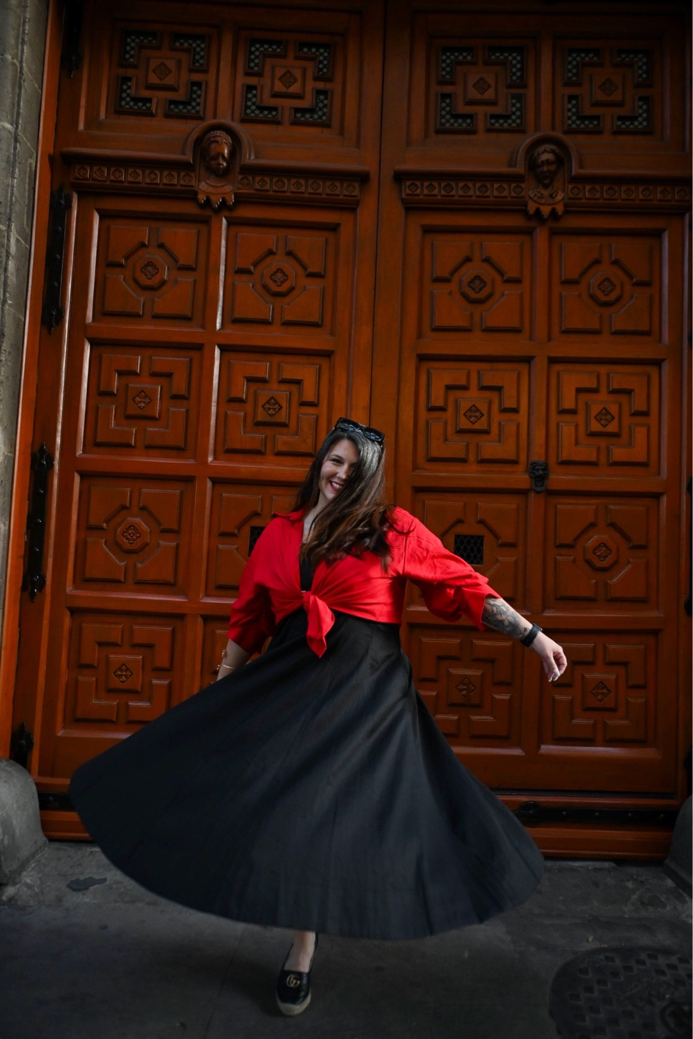 Behind every carved door is a story.

For a moment, I felt like I had stepped into one of my own—wrapped in sunlight, dressed in dreams, and dancing through a city that remembers every soul that passes through it.

Mexico City, thank you for the chapter. ✨

#LTKgrwm #LTKootd #LTKMidsize