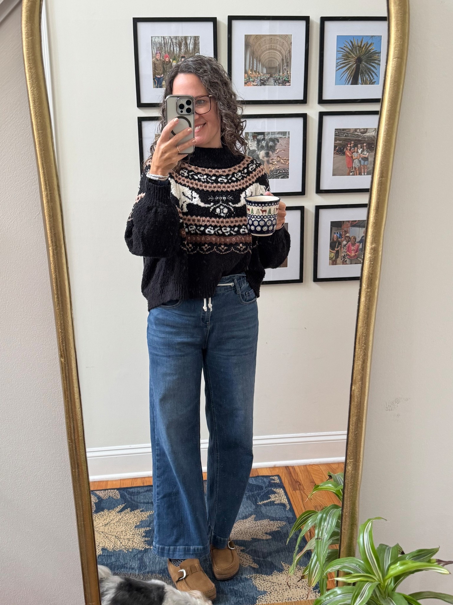 Mom at home casual winter style today. 

#LTKmomlife #LTKdayinmylife #LTKOver40