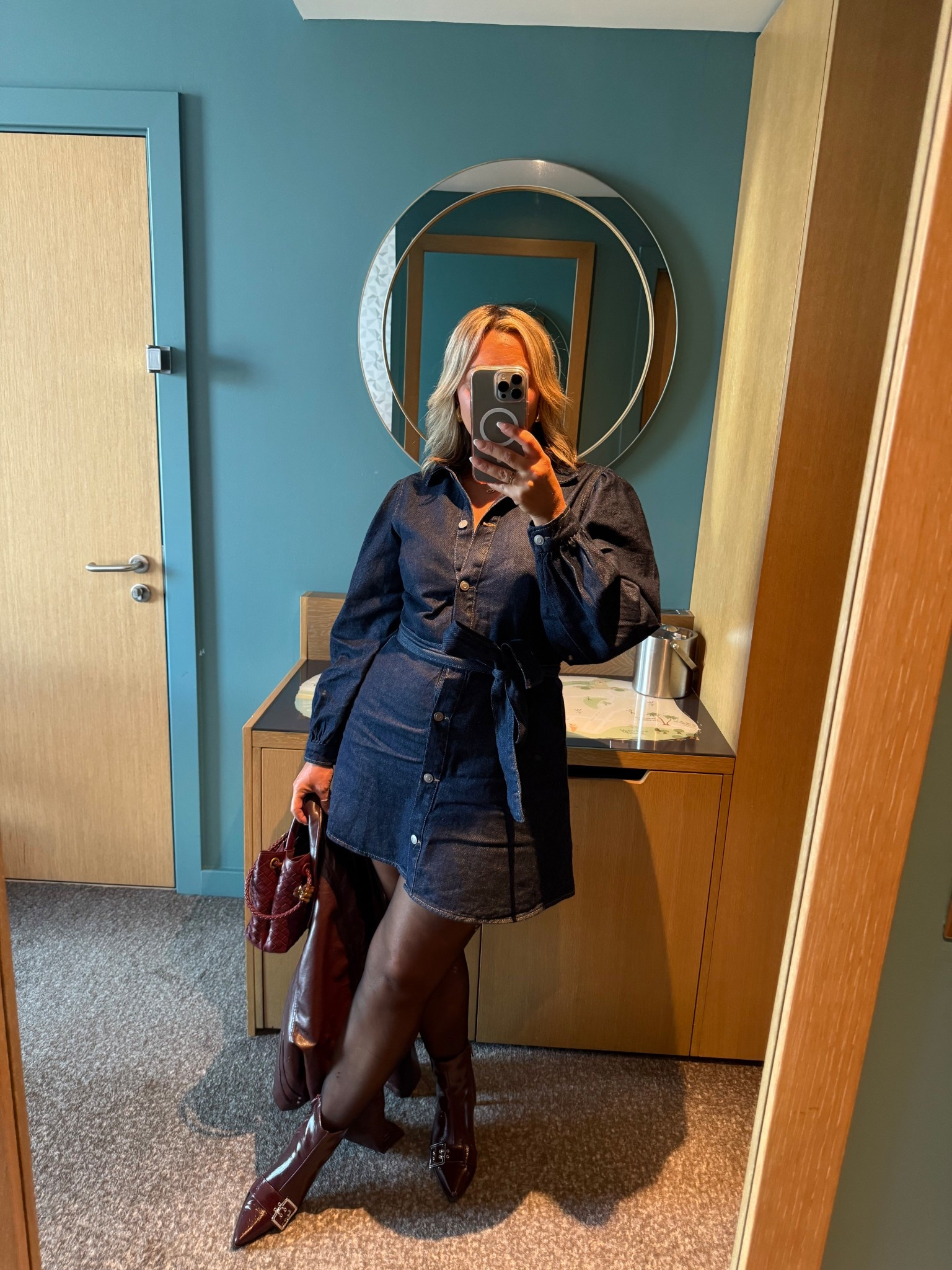 Denim dress of dreams 

#LTKuk #LTKwinter #LTKmidsize
