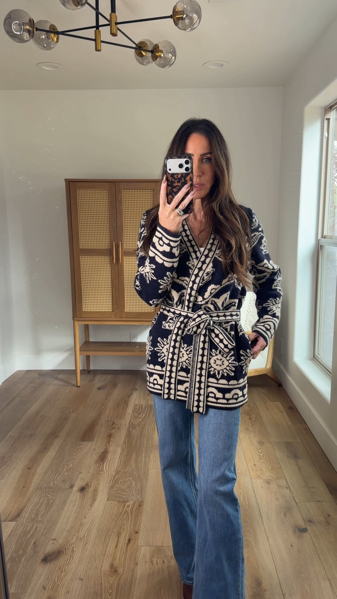 This belted cardigan is everything! Size small
Say 15% today with code 9Q3A
Jeans sz 25

Style over 40, fall winter outfit ideas
@Boden (US)