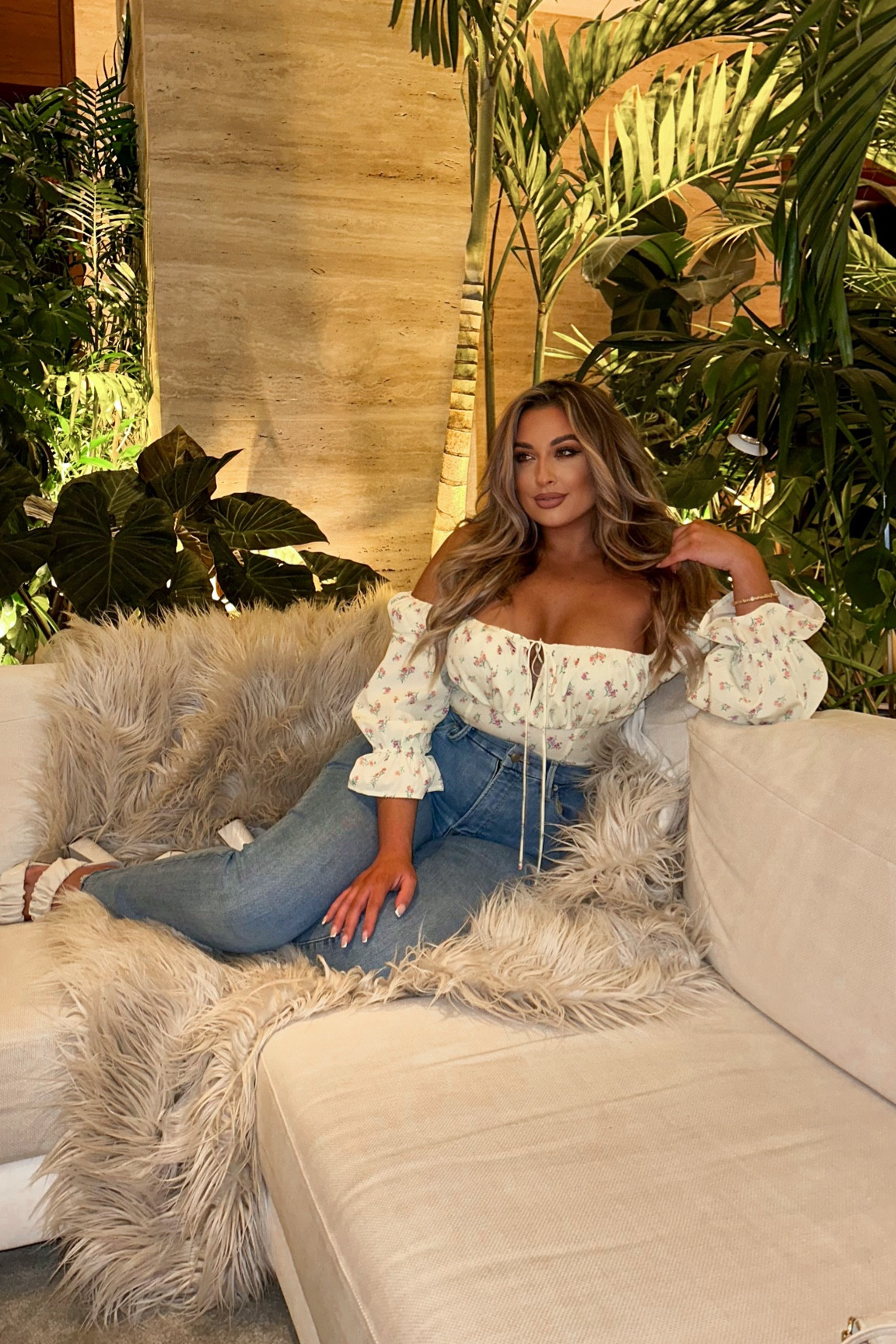 Summer going out outfit. Wearing a medium in top and size 10 in jeans! This top and pants combo is SO cute and these heels are beyond comfortable. 

#LTKstyletip #LTKmidsize #LTKfindsunder50