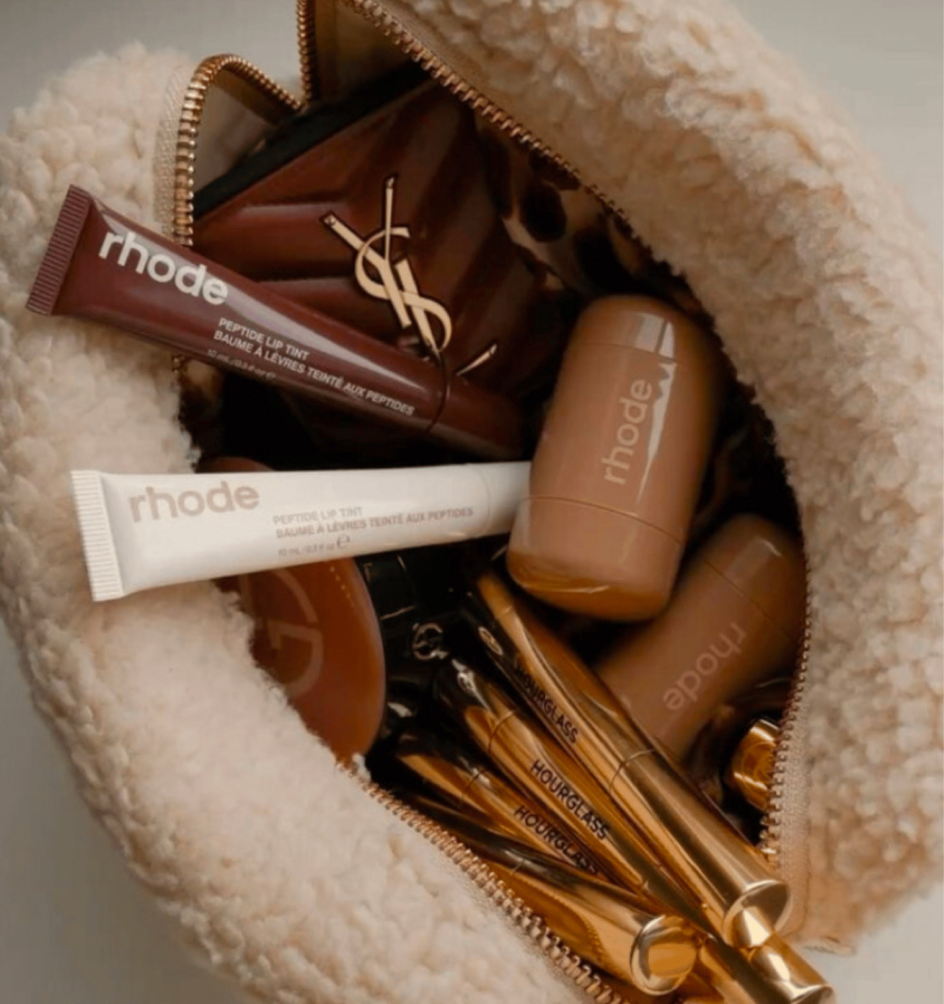 The trendy makeup that everyone is using.

#LTKSeasonal #LTKStyleTip #LTKBeauty