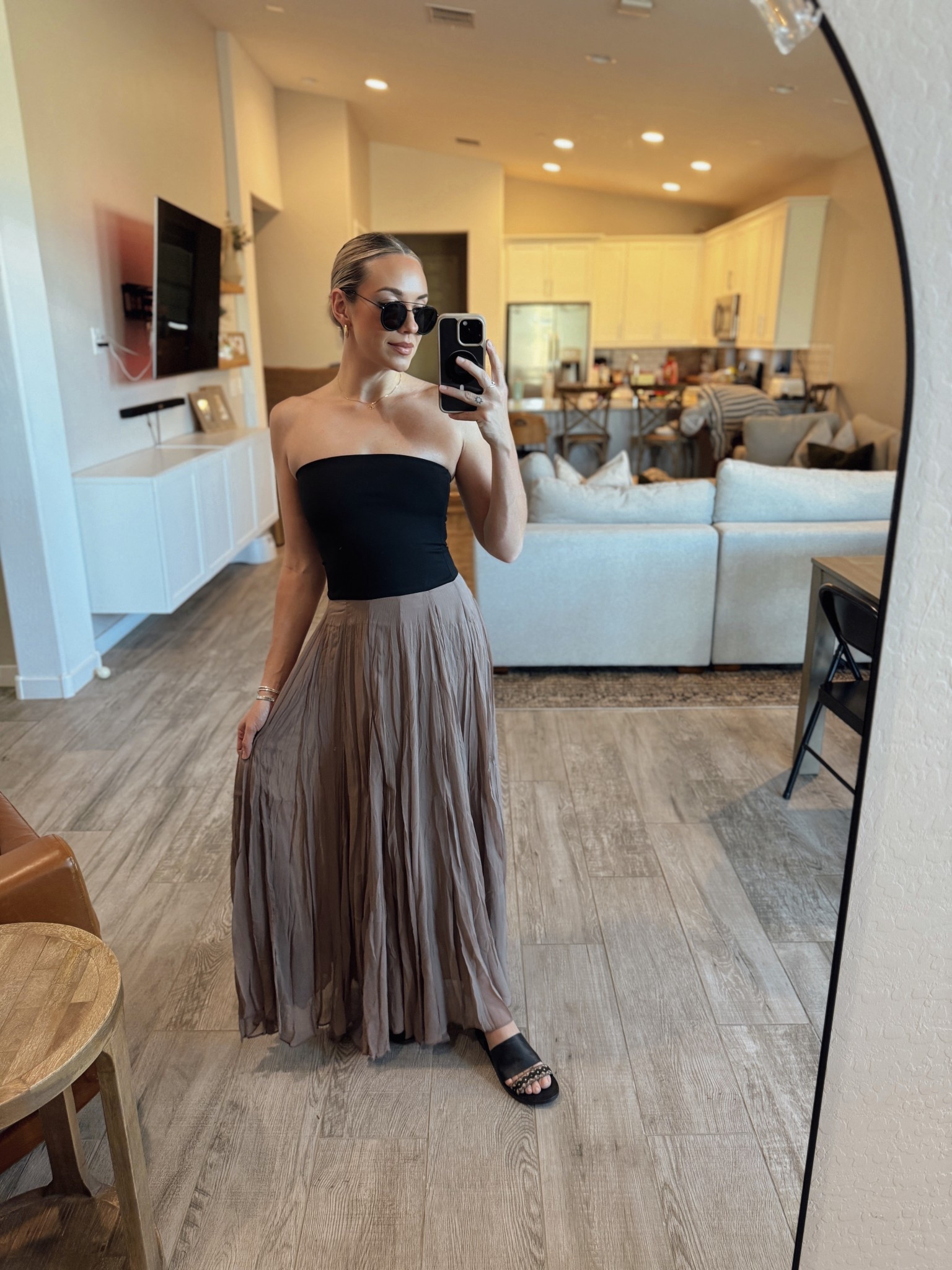 Spring dress, chic outfit, simple outfit inspo, summer outfit inspo, wedding guest, date night outfit 

#LTKStyleTip #LTKFindsUnder100