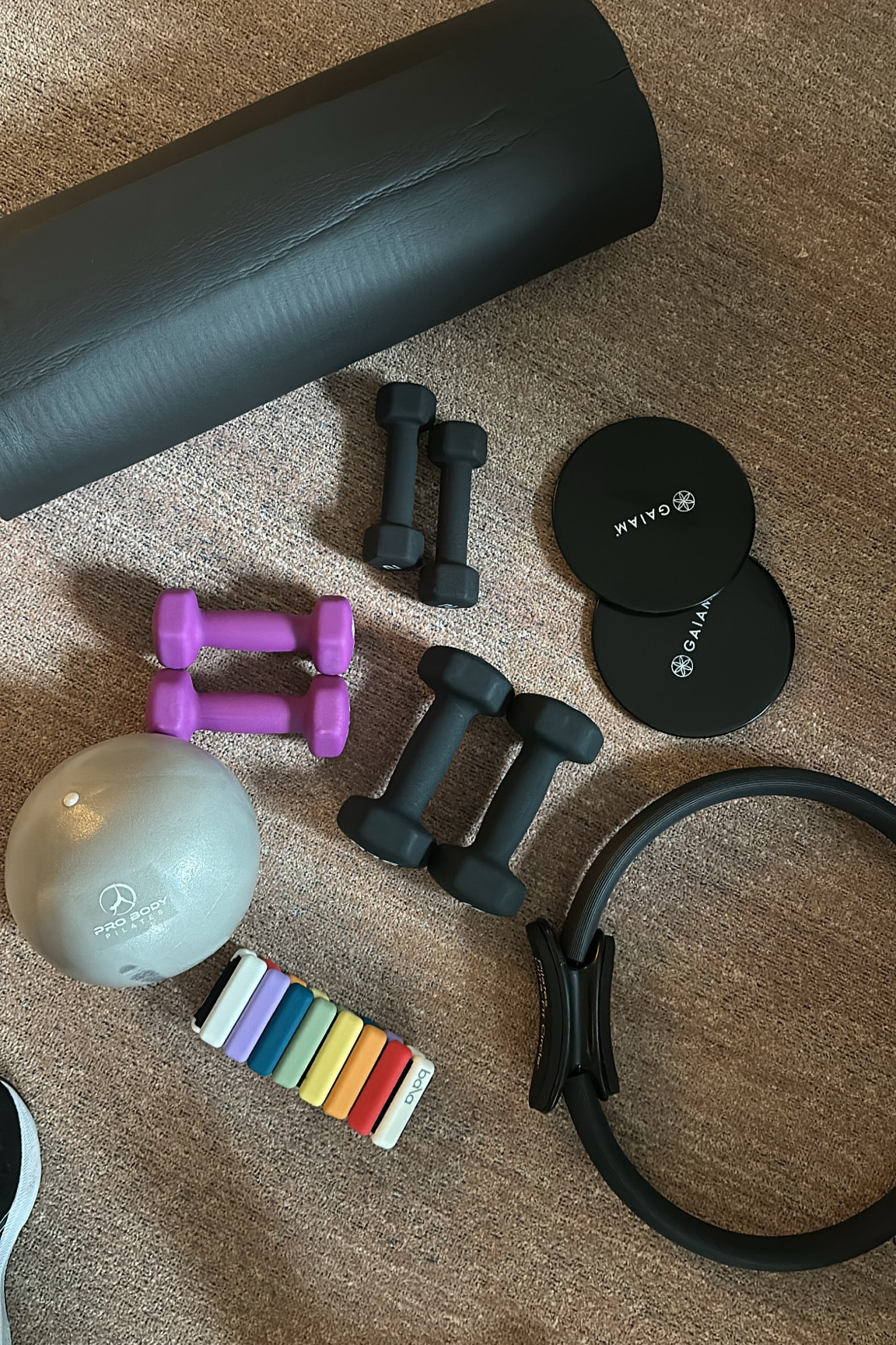 My at home pilates/workout equipment 💪🏻💪🏻
Majority of the items are on sale. 
Weights have held up really nicely as have all the other gear as recommended by my Pilates instructor. The bala bangles are currently only available in solid colors. Not pictured here (but linked) is my glass cup w/wooden that makes drinking water/lemon a prettier experience 🍋🍋

#LTKSaleAlert #LTKFitness #LTKCyberWeek