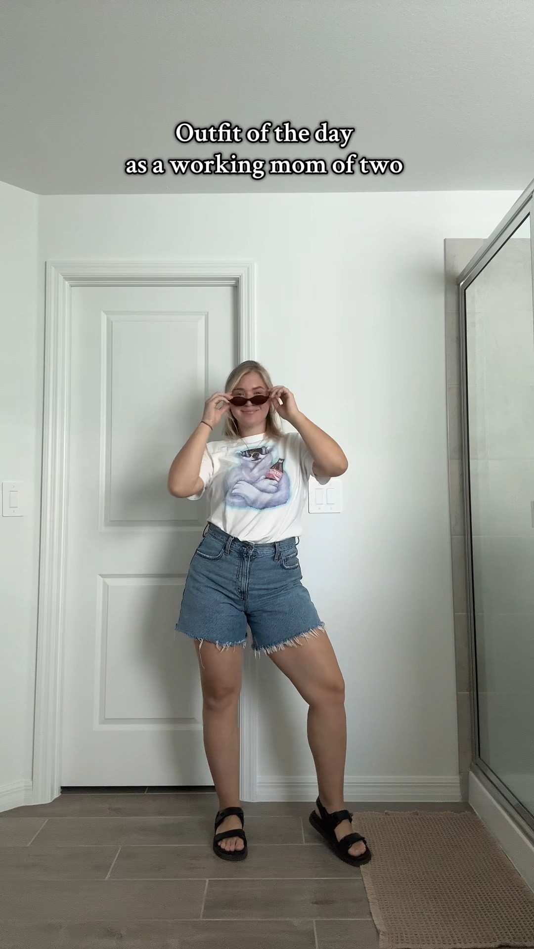 Causal mom outfit of the day 🤍

Top: Medium 
Bottom: 29 
Blazar: 1x 

#LTKMidsize #LTKSummerEdit #LTKSeasonal