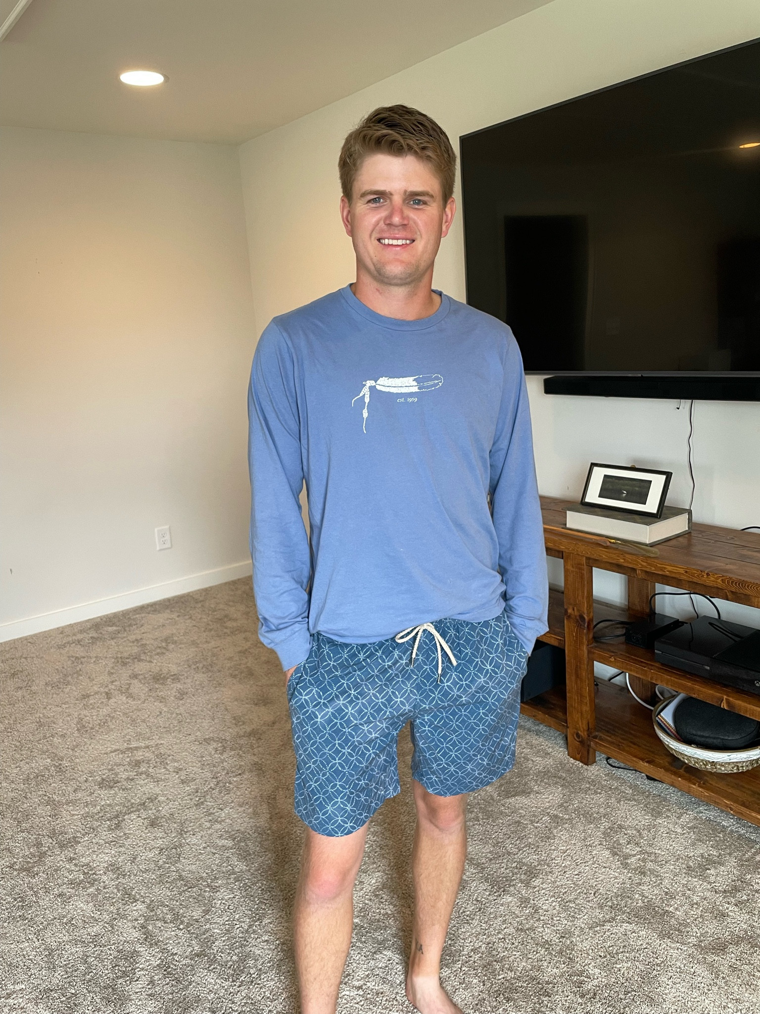 Cute swimwear for dad this year!! @fahertybrand has some precious prints for swim trunks for him. My husband is wearing the medium here. Fits TTS. Code MEREDITH20 saves you 20% off for a limited time 

#LTKmens #LTKGiftGuide #LTKFind