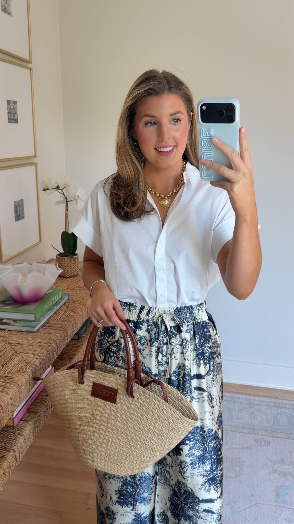 Casual workwear outfit idea! Wearing an XS in top