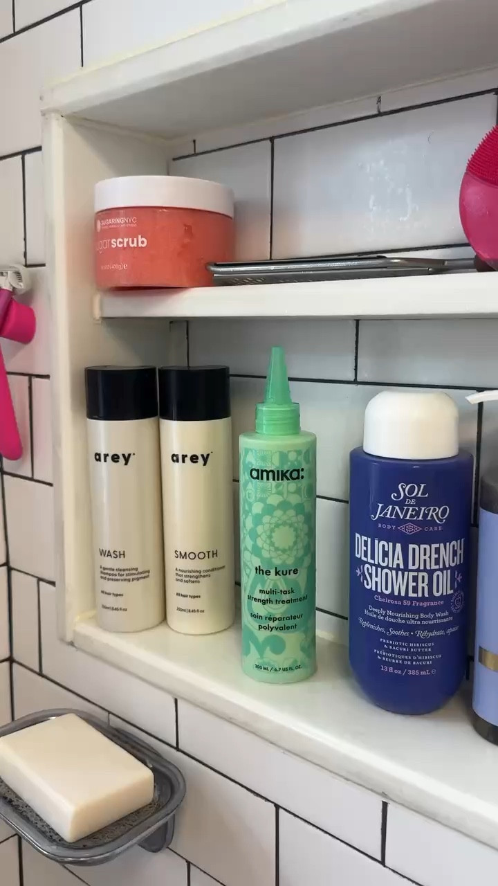 Finished the Amika Multi-Task repair treatment and I’m trying out the Smooth Over Frizz treatment next! ✨

#LTKBeauty