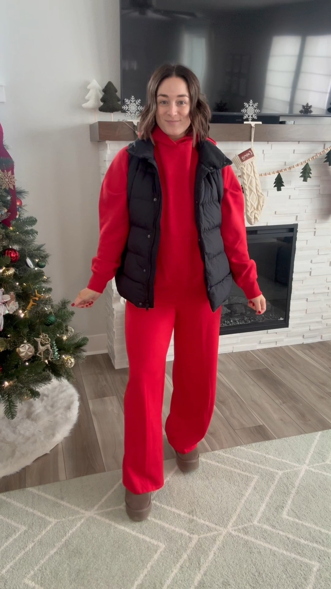 The CUTEST red sweat set that you need for the holidays!! Paired with my fav boots of course ❣️

#LTKootd #LTKmomlife #LTKActive