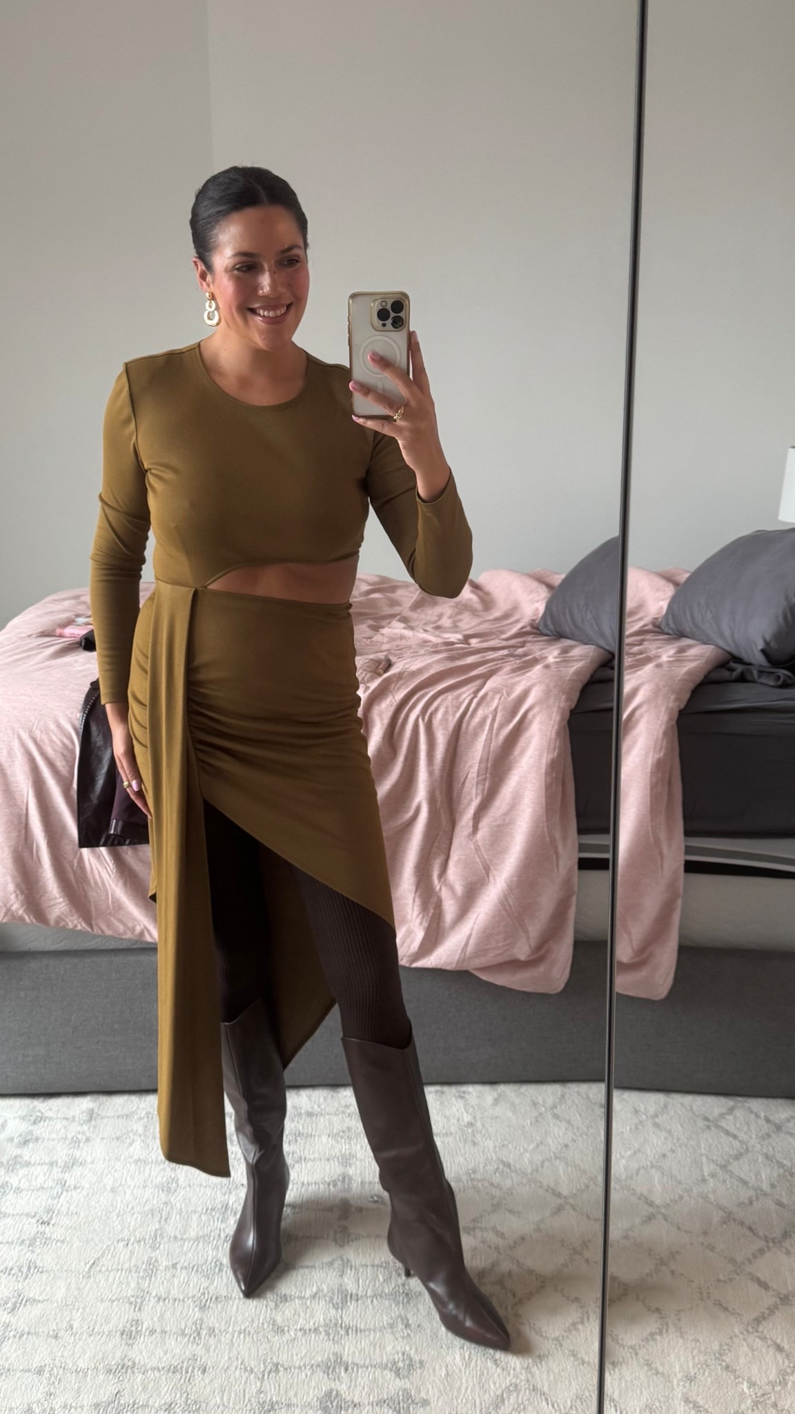 One sultry dress and that confidence is back, baby! I loved the monochromatic look with brown tights and tall brown boots, but also would love this dress in warmer weather without the tights or with heeled sandals. It was a showstopper! 



#LTKStyleTip #LTKParties #LTKMidsize