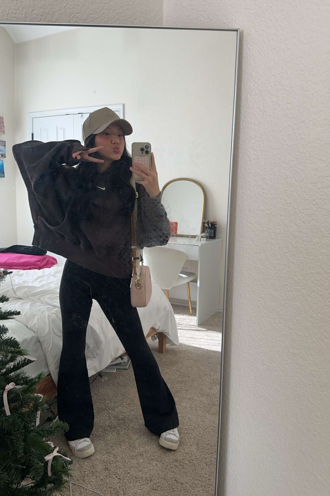 it’s giving range rover mom?!

#LTKfindsunder100 #LTKstyletip #LTKGiftGuide