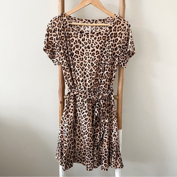 [rebecca taylor] linen belted t-shirt dress cheetah print | Poshmark