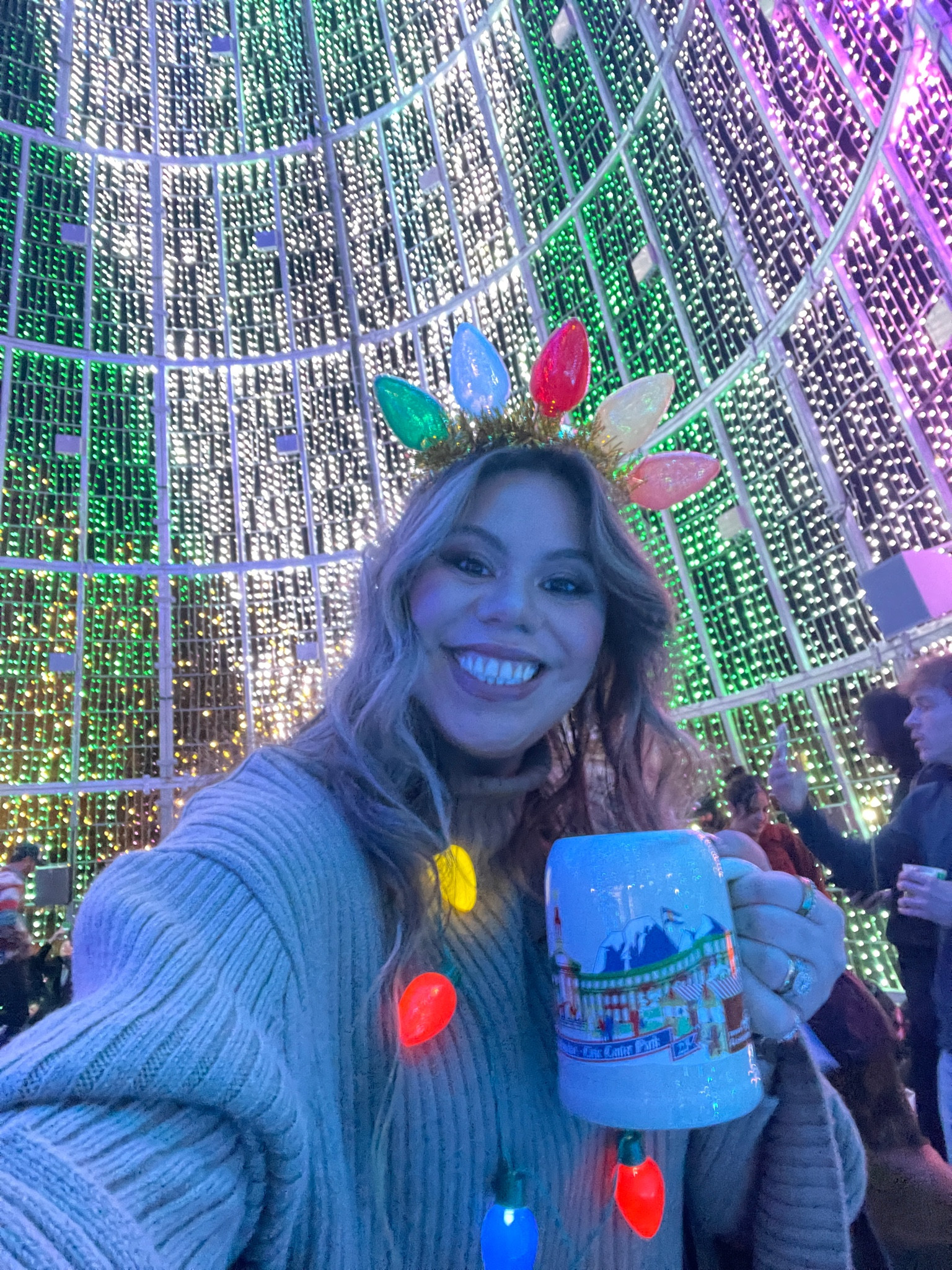 Into the holiday spirit 

#LTKHoliday #LTKCyberWeek