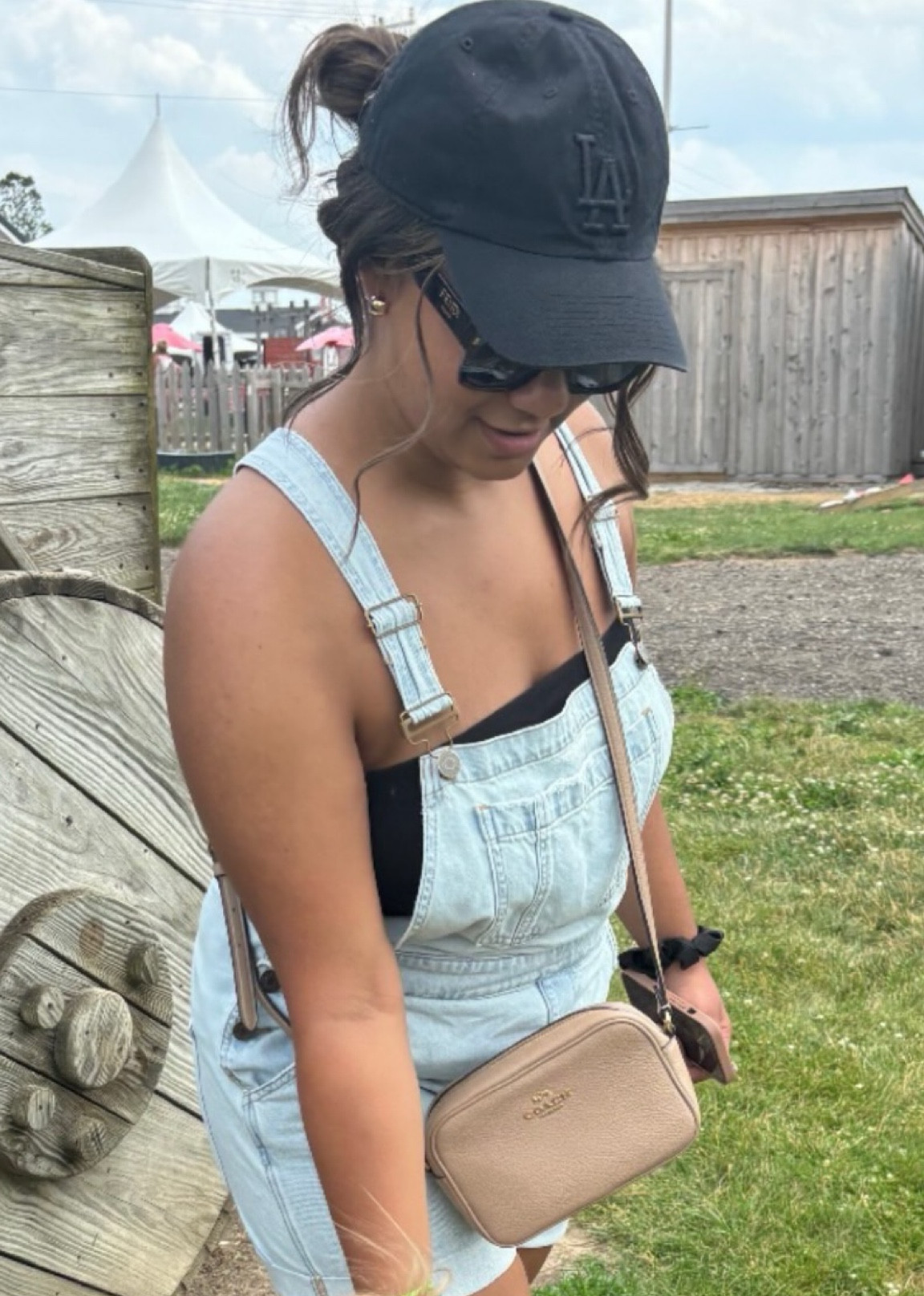 was obsessed with these overall shorts! I typically wear a 10 in shorts & was wearing a medium but could’ve definitely worn a small! 

#LTKMidsize #LTKStyleTip #LTKSummerSales