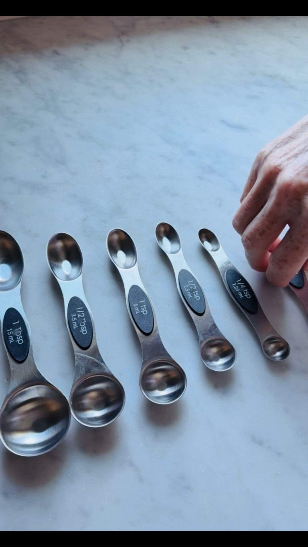 Magnetic measuring spoons that actually stay together, stack perfectly, and look good on the counter. Dual-sided for liquids + dry ingredients and dishwasher safe. The ultimate kitchen essential!
#AmazonKitchen #LTKhome #LTKfinds #KitchenGadgets #BakingTools #CookingTools


#LTKParties #LTKFindsUnder50 #LTKHome