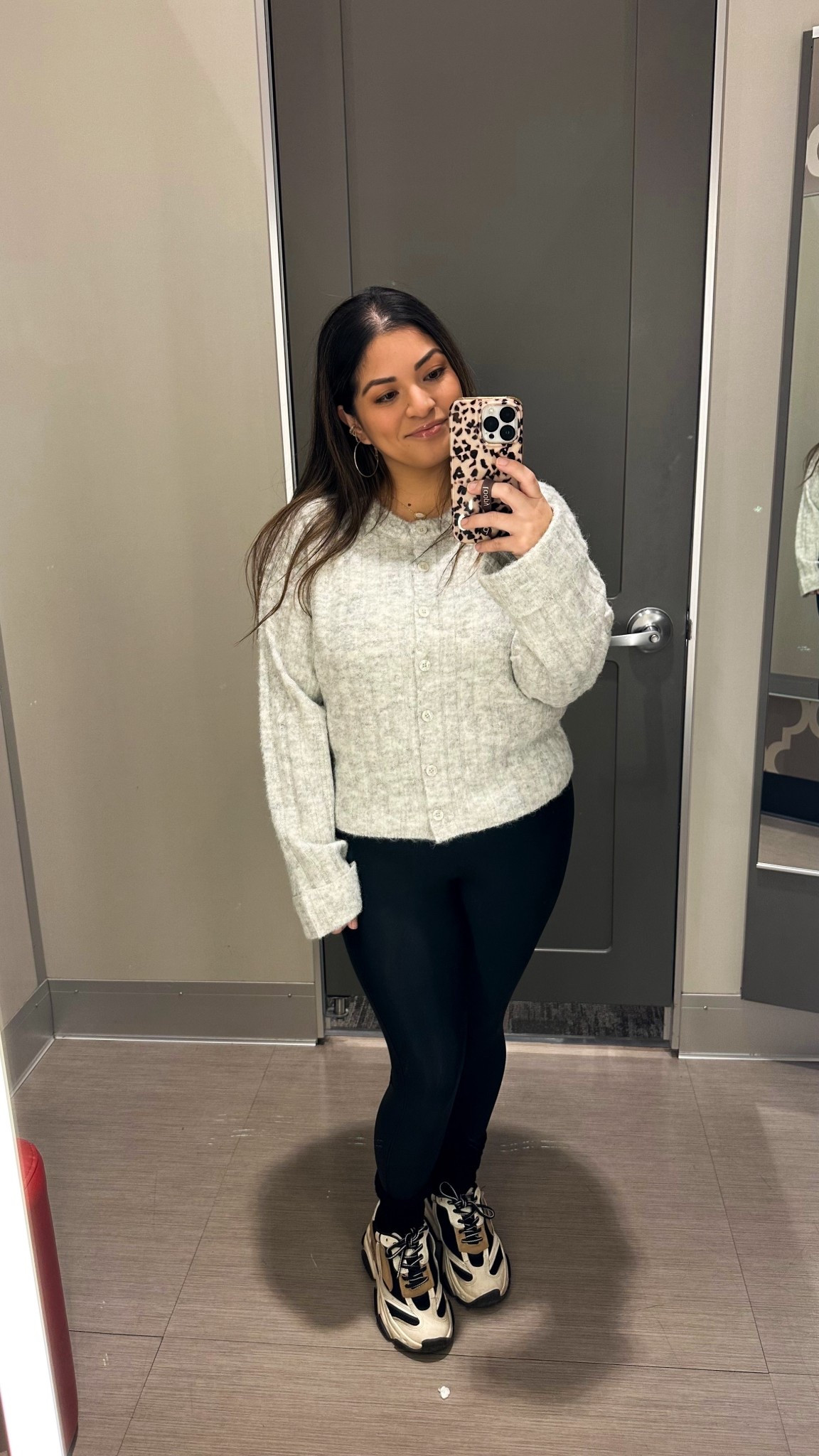 This was cuter than I expected, functional buttons so can be worn open or closed. Wearing my true size medium here. Also comes in a burgundy wine color! #LTKmomlife #LTKPetite #LTKgrwm #LTKdayinmylife 

#LTKootd #LTKHoliday #LTKSeasonal