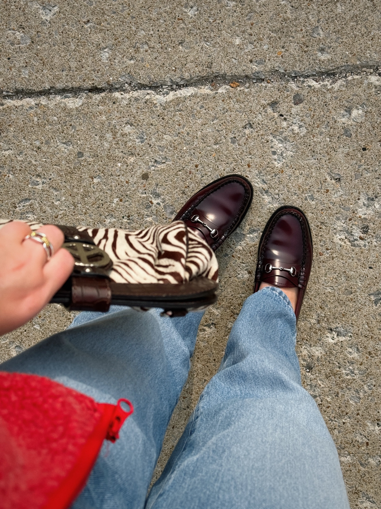 favorite brand for loafers 🤎

gh bass, weejuns, leather loafers, fall fashion inspo, fall shoes, classic shoes 


#LTKShoeCrush