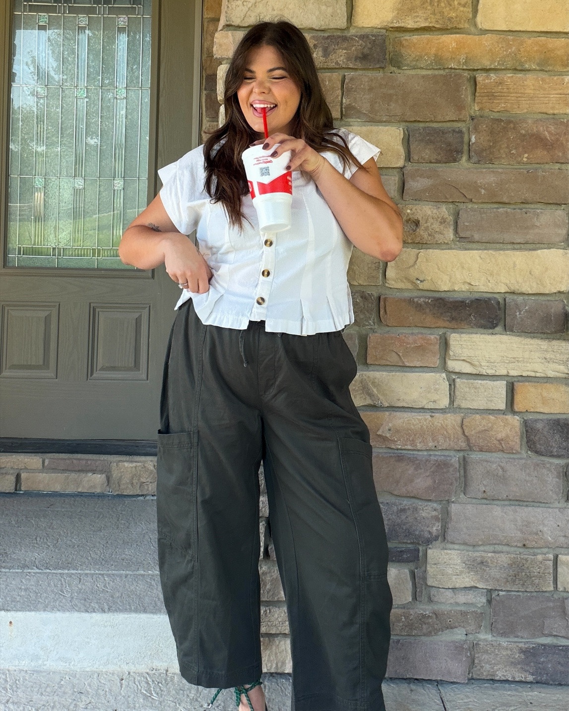 easy fall outfit for you to recreate 👯 
Say 'ootd' or 'need' to grab for yourself!! 🤍

When it comes to finding out personal style, this is just the beginning (I'm talking I want to start my closet from ground zero ) - follow along and let's do this dang thing together.

@oldnavy pants size large
@Fabletics  blue set xl
Amazon fashion top size xl

Midsize, size 12, size 14, mom style, curvy outfit, thick tummy approved