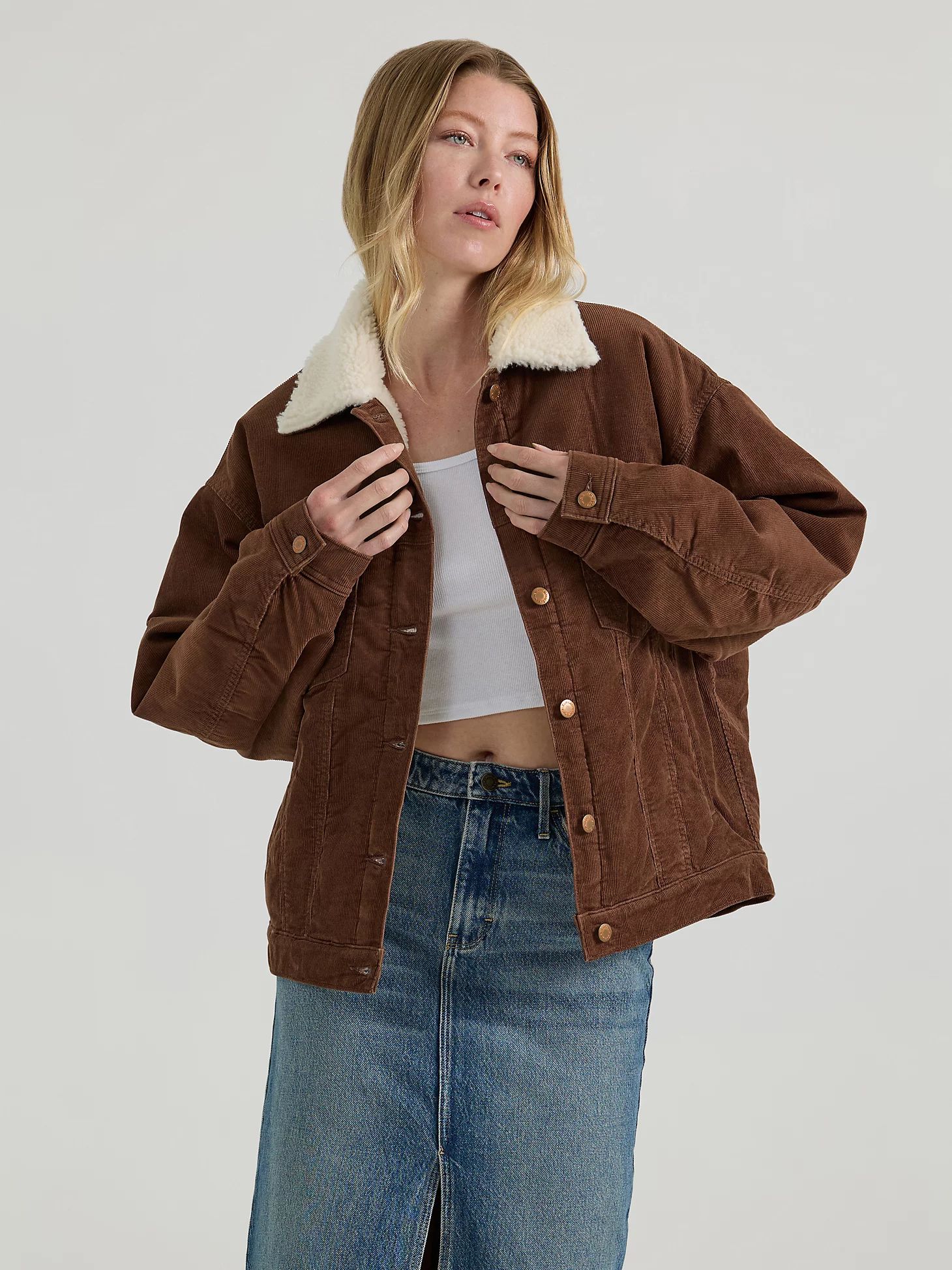 Womens Girlfriend Sherpa Jacket:Cedar:M | Wrangler