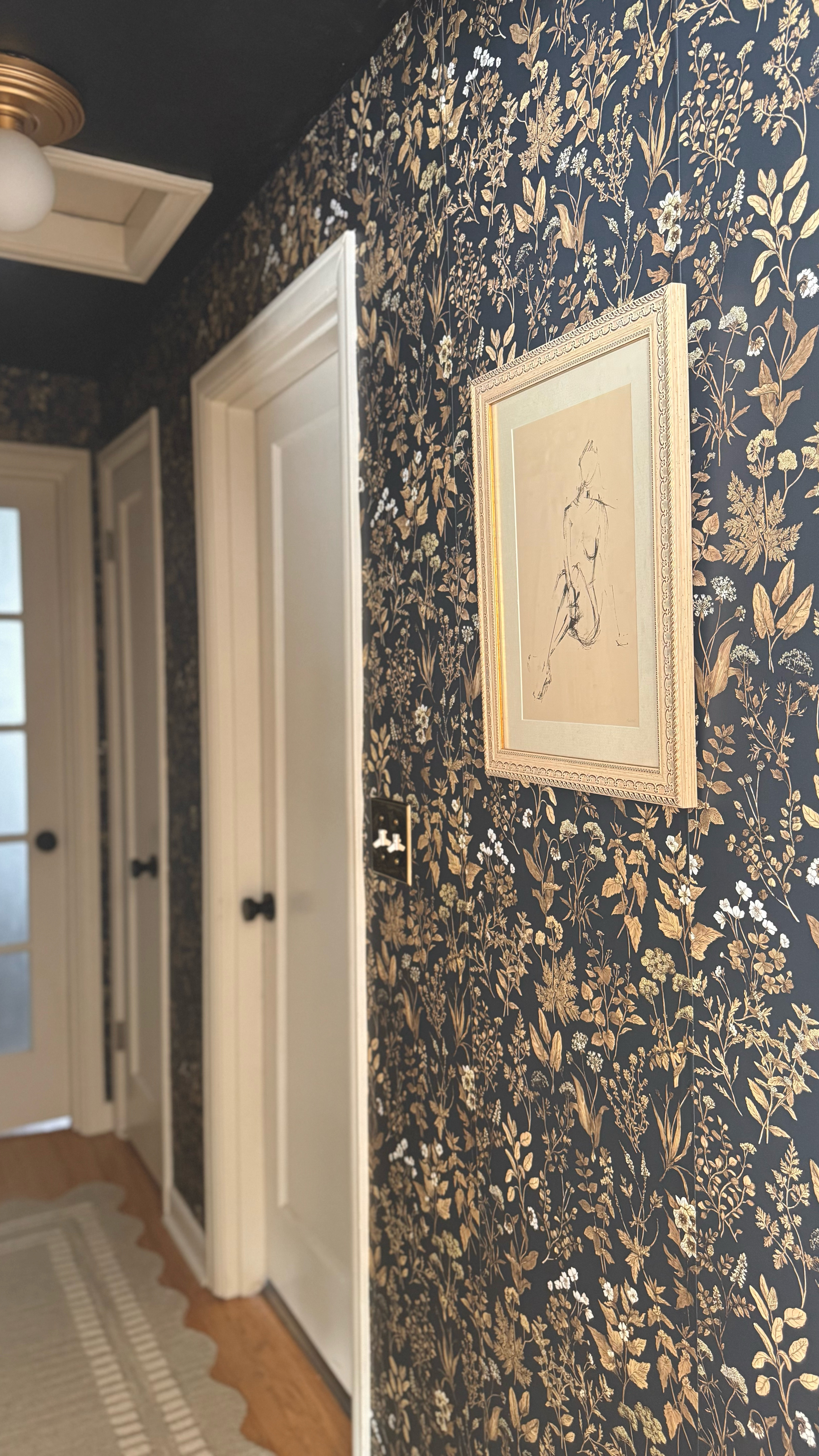 Turning this boring hallway into something interesting 🫶🏼

This project took me awhile but I’m so happy to finally be finished with this space! And yes - this wallpaper is from @amazon is all peel and stick so renter approved ✔️

#LTKFindsUnder100 #LTKHome #LTKFindsUnder50
