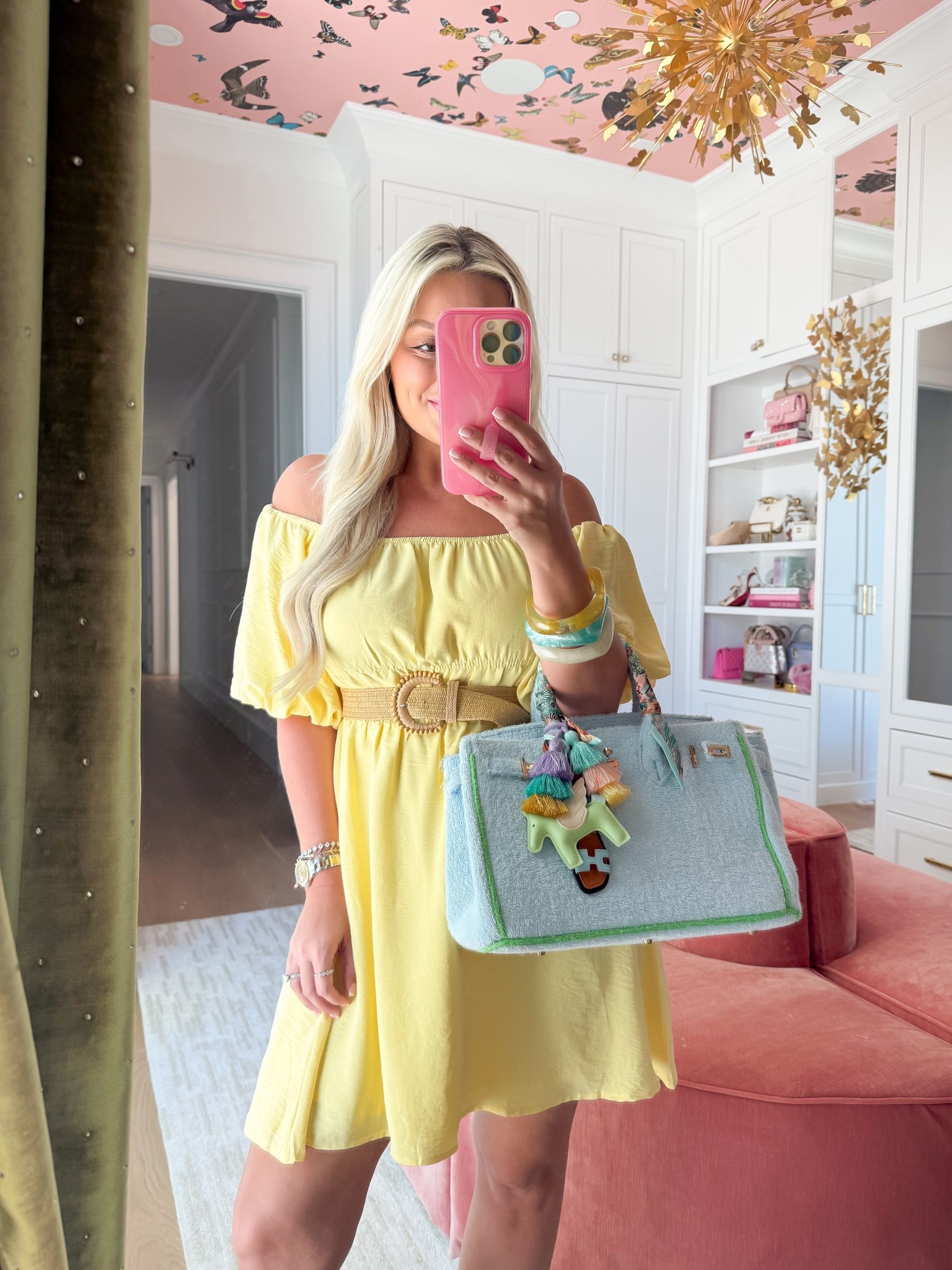 Wearing size small, runs big!

#LTKgrwm #LTKootd