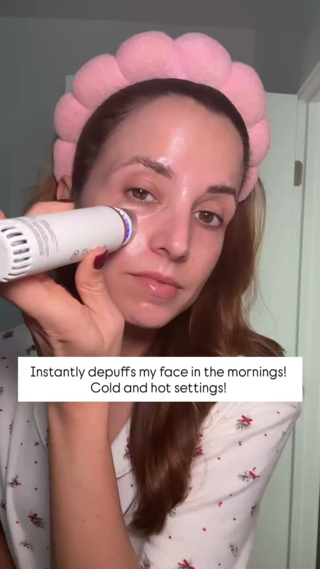 This de-puffing wand has both cold and hot settings! I use the cold in the morning under my eyes. It reduces puffiness and is really good for lymphatic drainage. 


#LTKselfcare #LTKmorningroutine #LTKBeauty