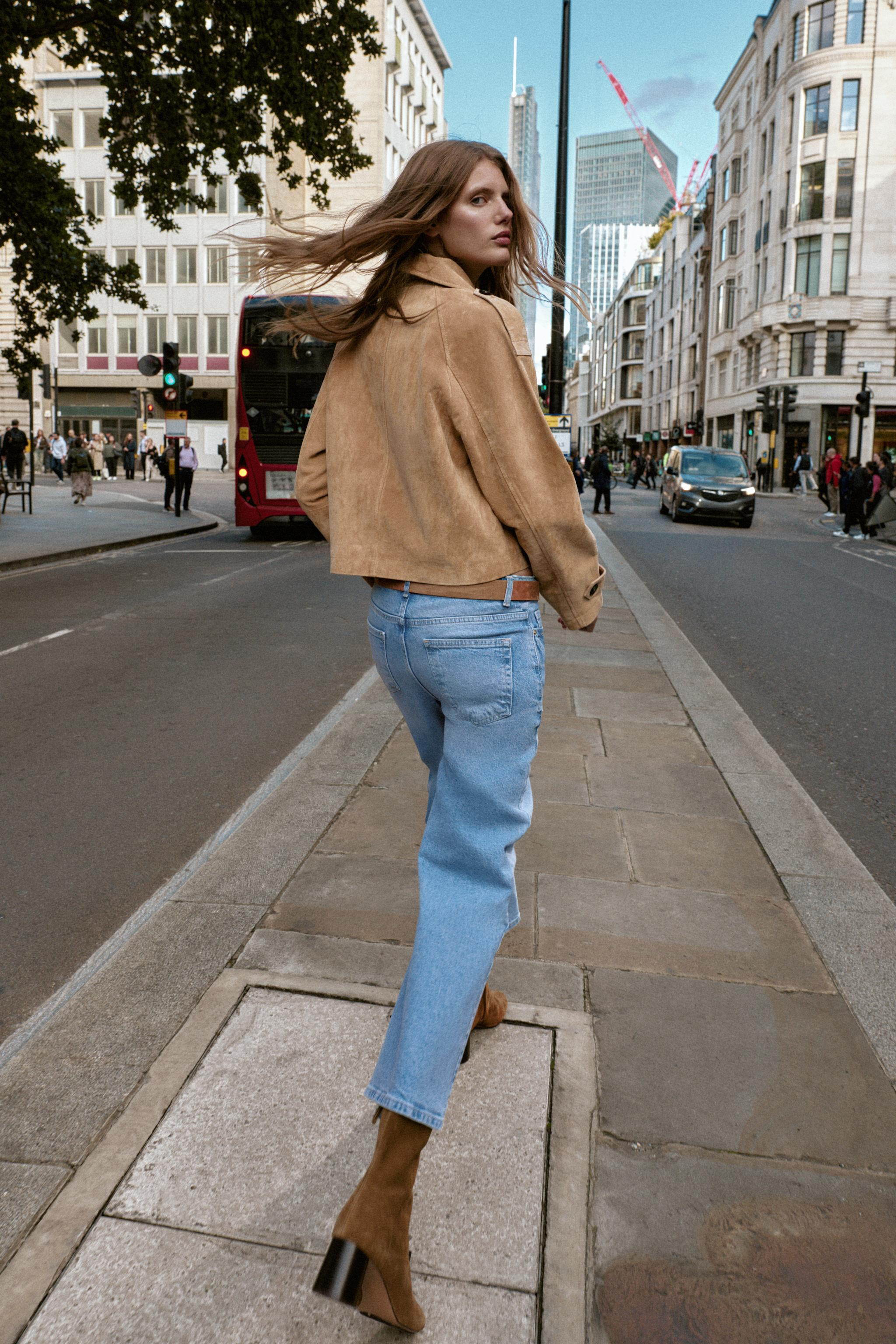 Z.10 HIGH-WAISTED BELTED CULOTTE JEANS | Zara US