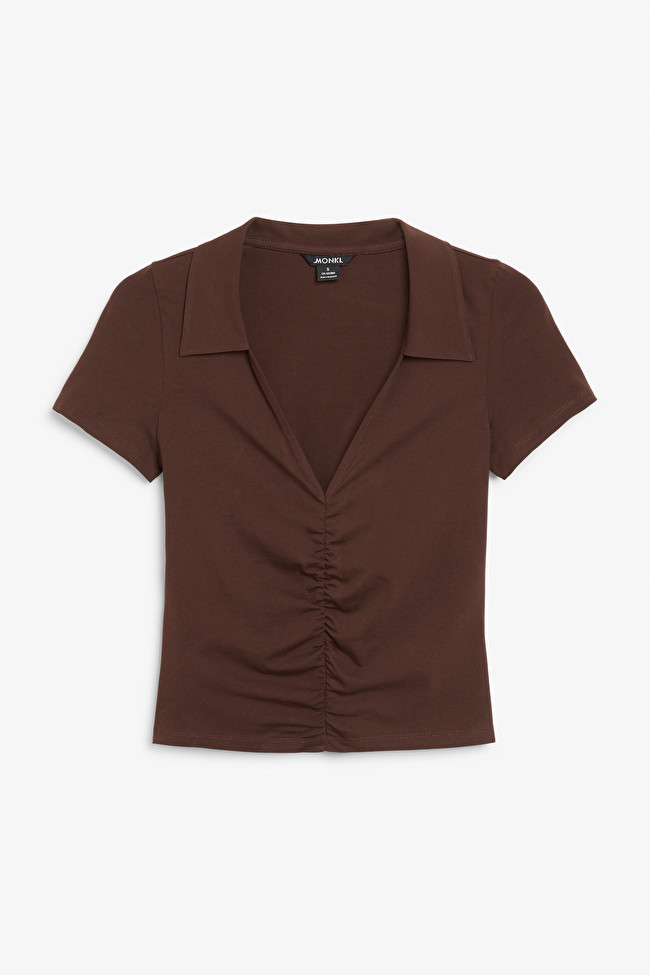 Brown shirred v-neck top | Monki (DE)