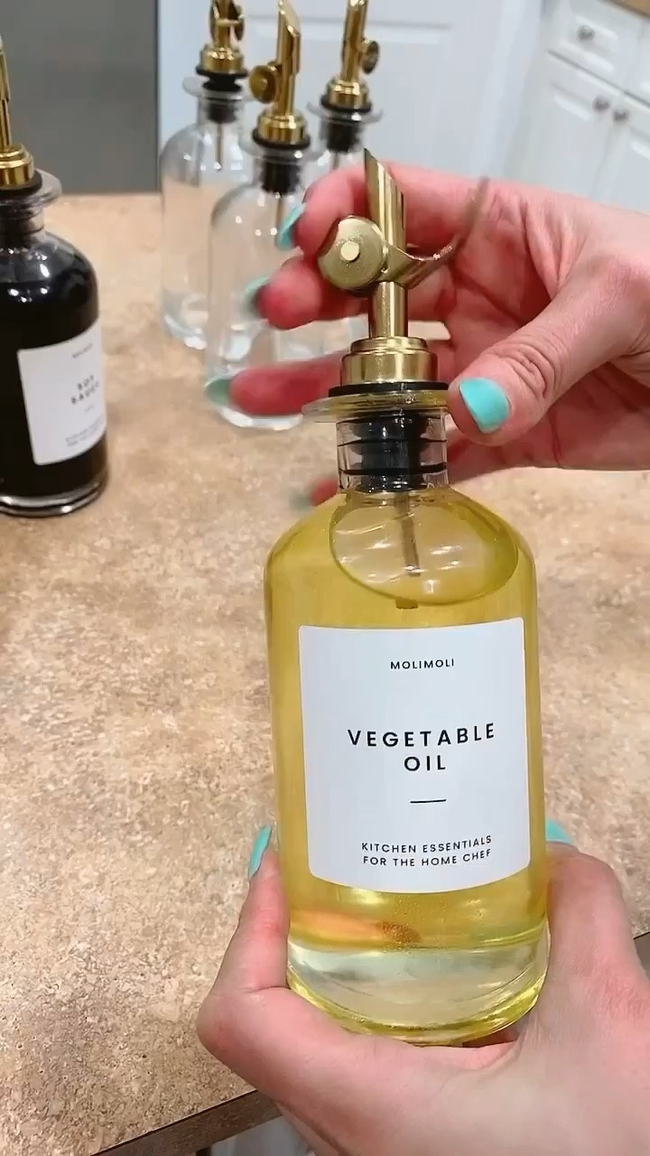 Loving these glass oil dispensers — they make cooking and countertop styling so much easier! 🫶✨ Perfect for olive oil, vinegar, or any of your favorite sauces.

glass oil dispenser, kitchen essentials, Amazon kitchen finds, olive oil bottle, countertop organization

#LTKHome #LTKGiftGuide #LTKFindsUnder50