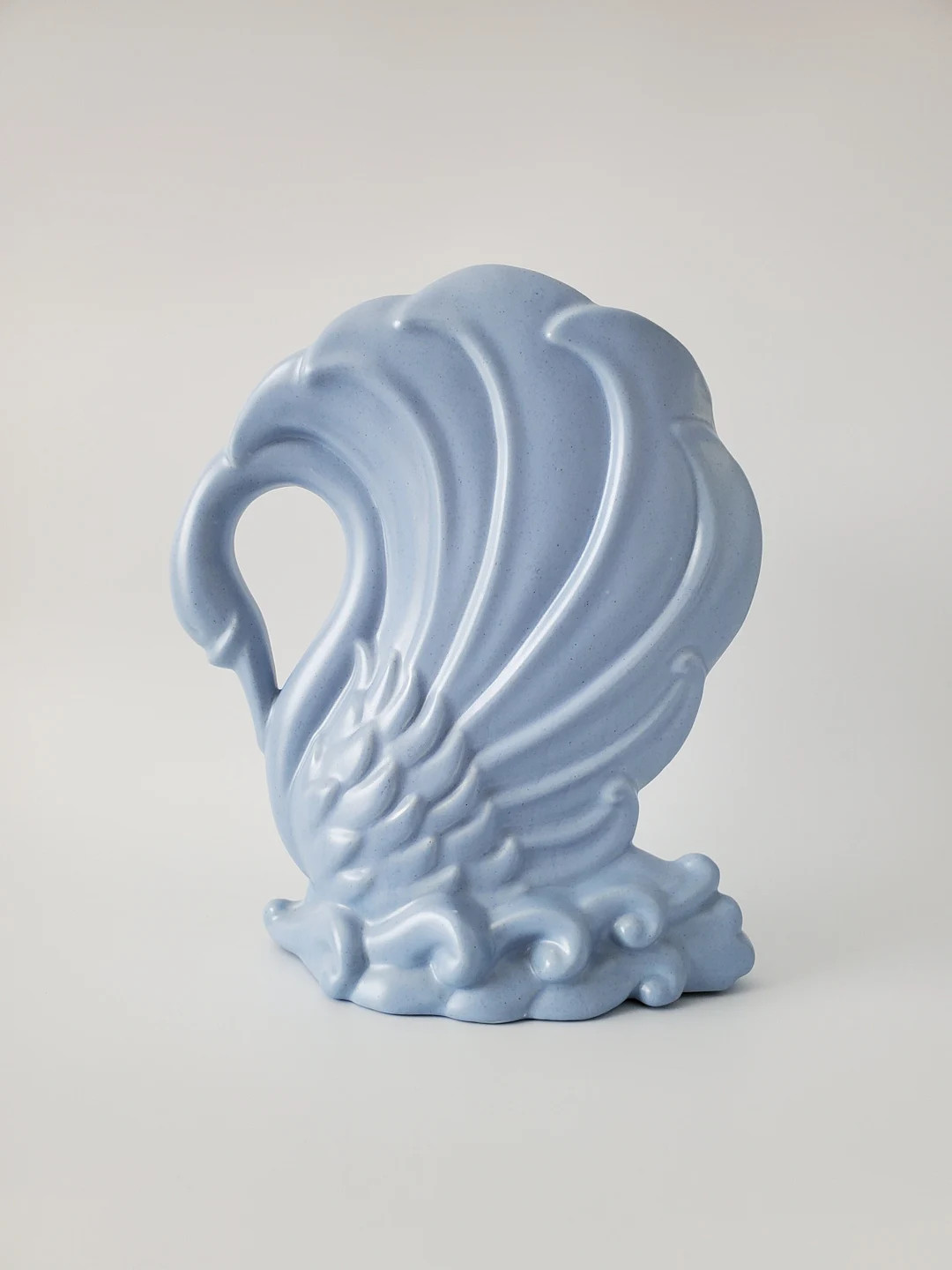 Vintage Large Haeger Swan in Waves Vase| Pottery| Blue Glaze| Baby Room| Nursery| Boho Chic Decor... | Etsy (US)