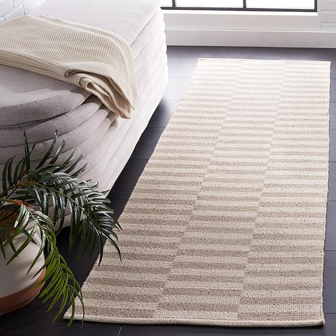 SAFAVIEH Montauk Collection Runner Rug - 2'3" x 7', Ivory & Light Grey, Handmade Stripe Cotton, I... | Amazon (US)