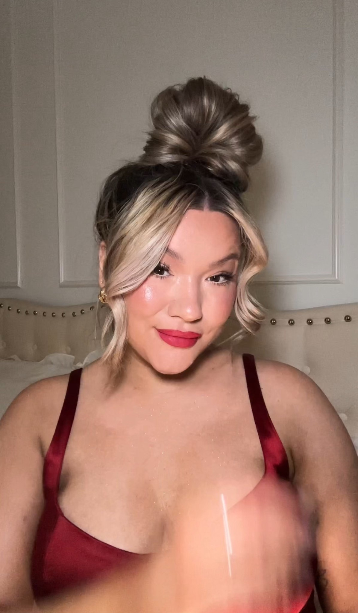 Red lipstick holiday glam Christmas outfit makeup 

#LTKdatenight #LTKbeauty #LTKholiday