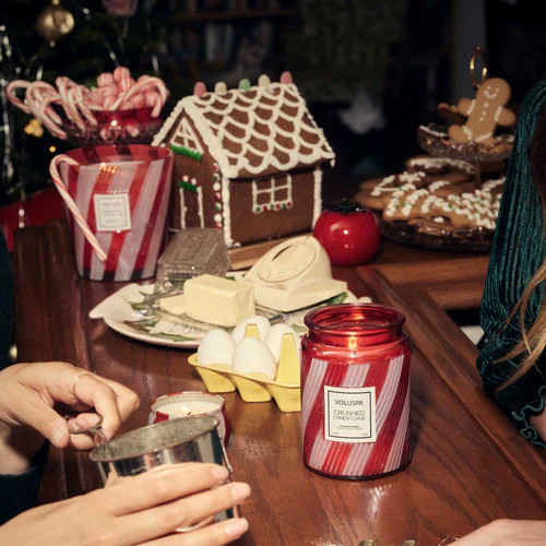 Crushed Candy Cane - Large Jar Candle | Voluspa