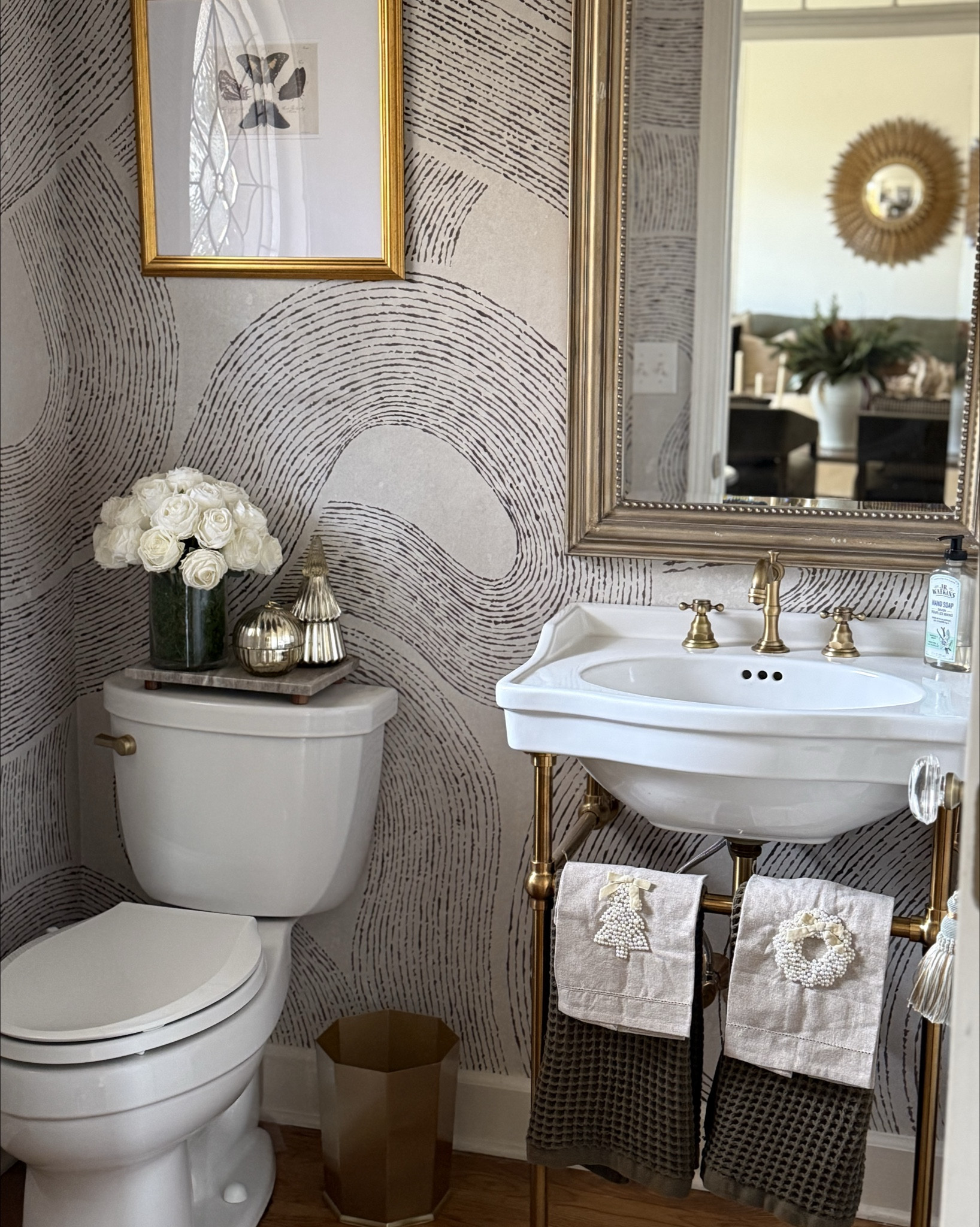 These little Christmas tea towels are sooo pretty!  I got them as teachers gifts  

#LTKCyberWeek #LTKGiftGuide #LTKFindsUnder50