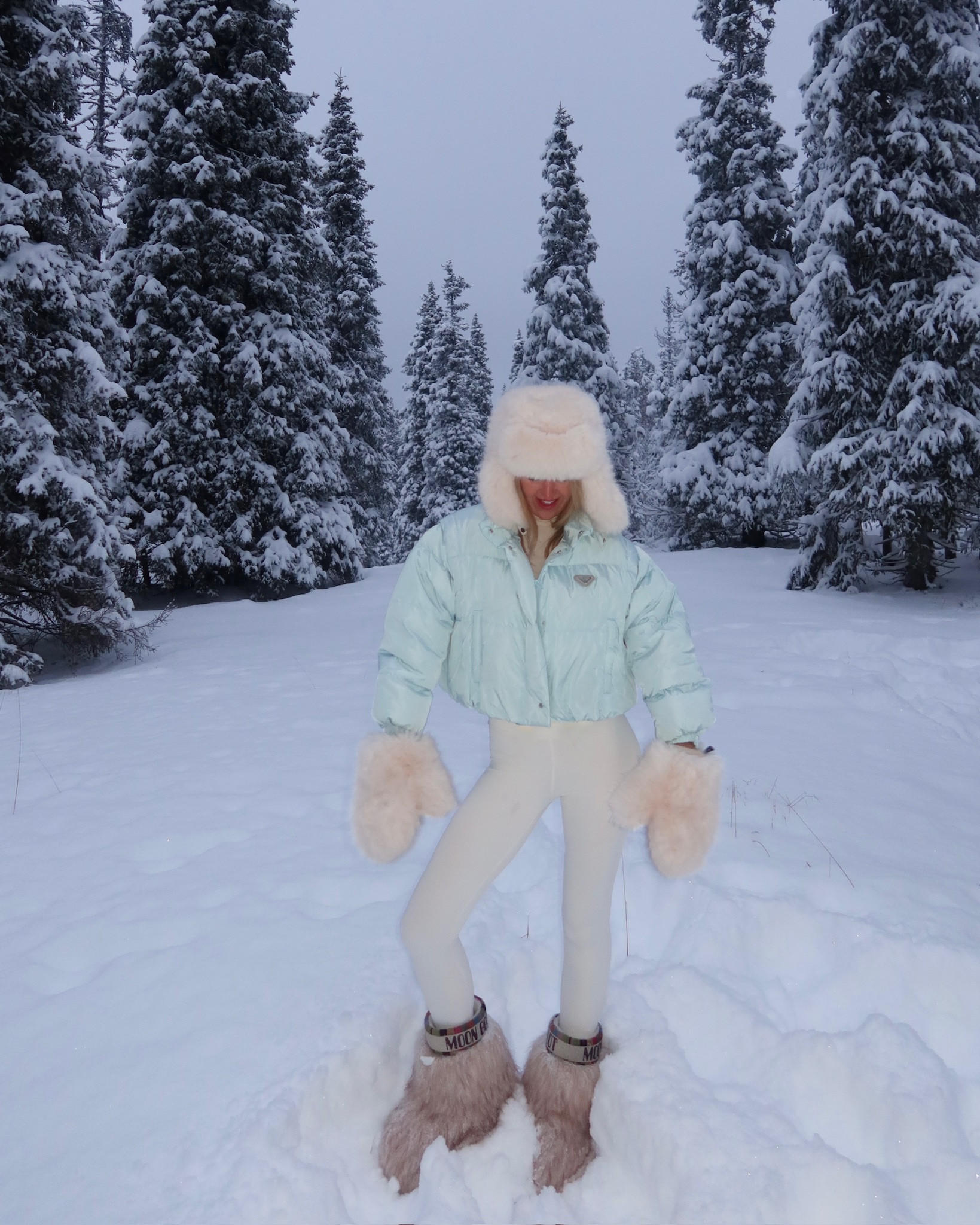 Such a cute snow outfit! 🩵 

winter fashion, snow outfit, chic style, trendy fashion, outfit inspo, ootd, ski outfit, ski jacket, cute ski outfit 

#LTKSeasonal #LTKStyleTip