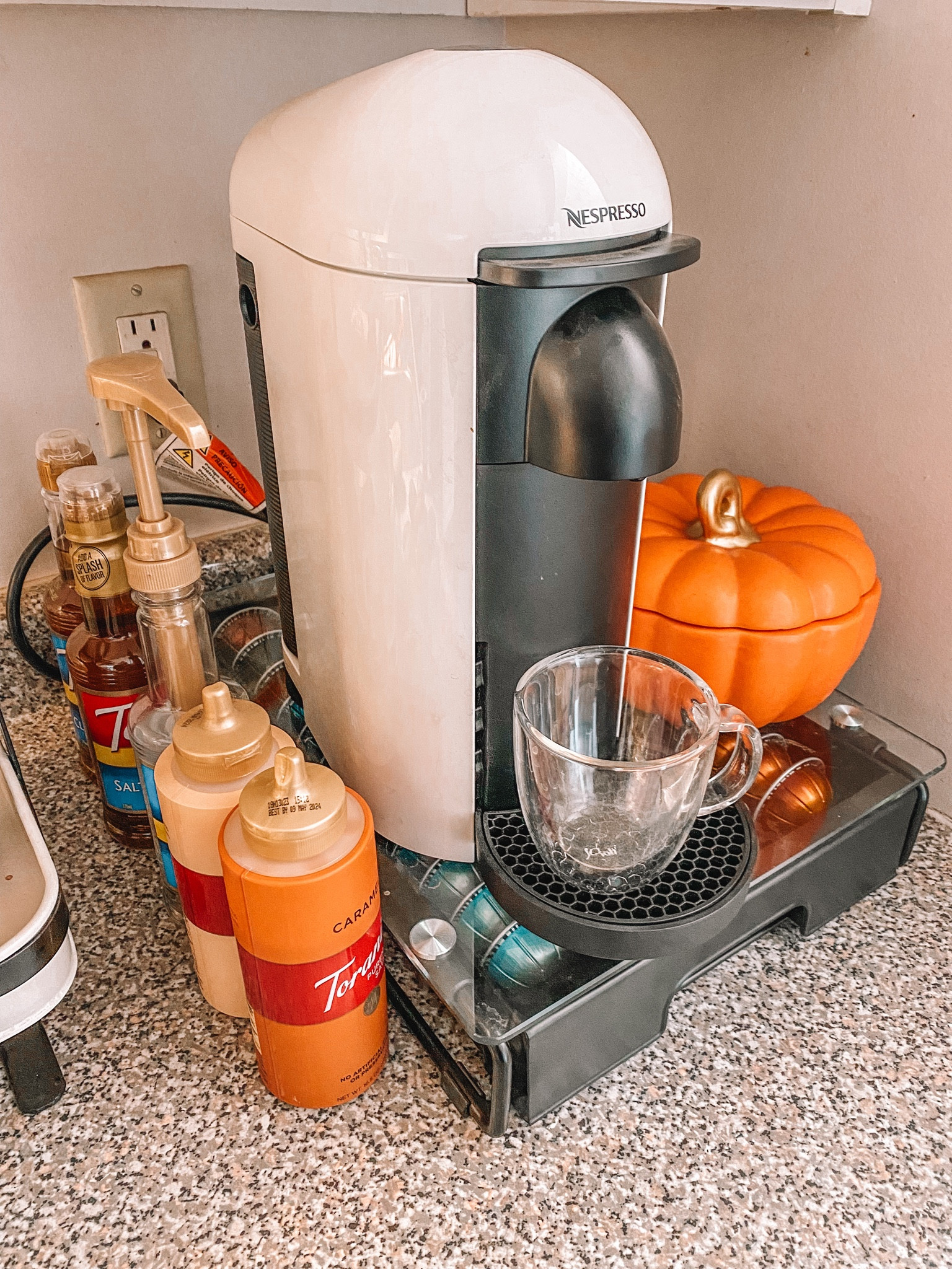 Nespresso | fall coffee bar | fall kitchen decor 

#LTKhome #LTKSeasonal #LTKunder100