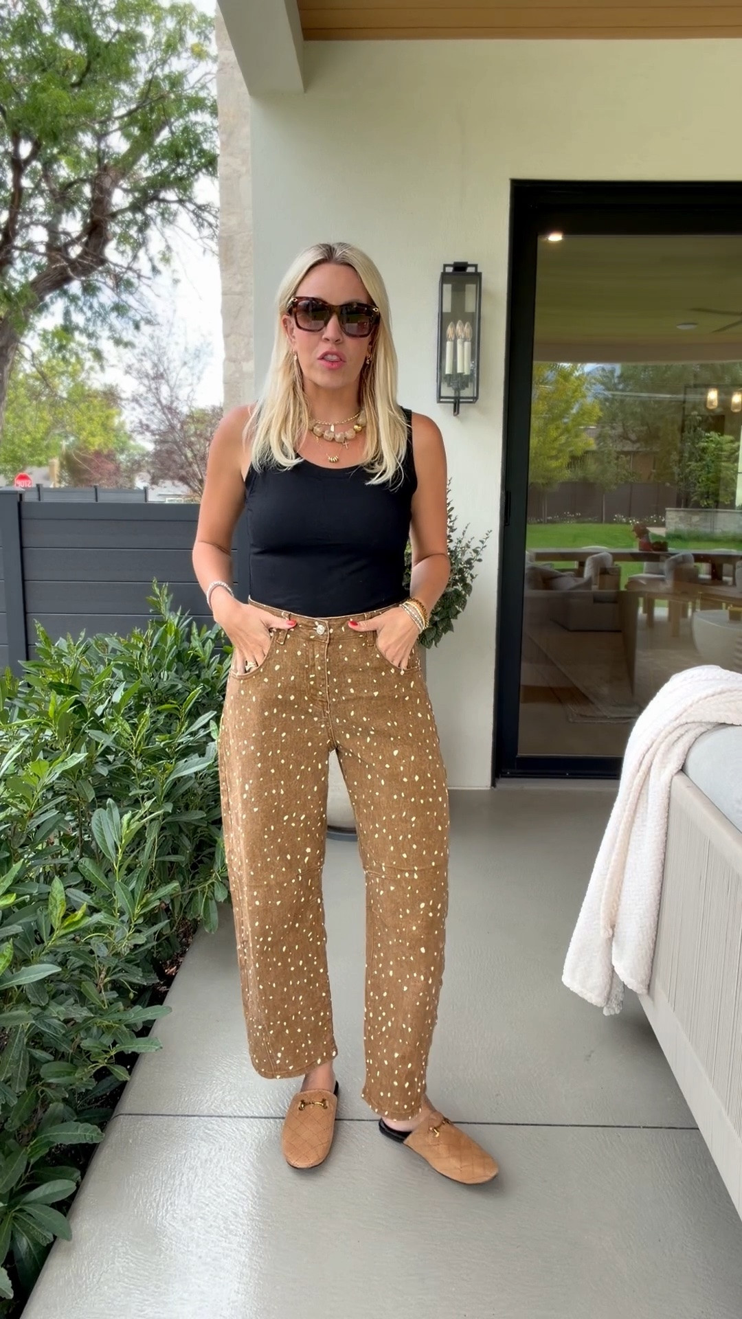 These barrel pants are so cute and can be styled so many different ways for fall!

#LTKootd #LTKgrwm #LTKmomlife