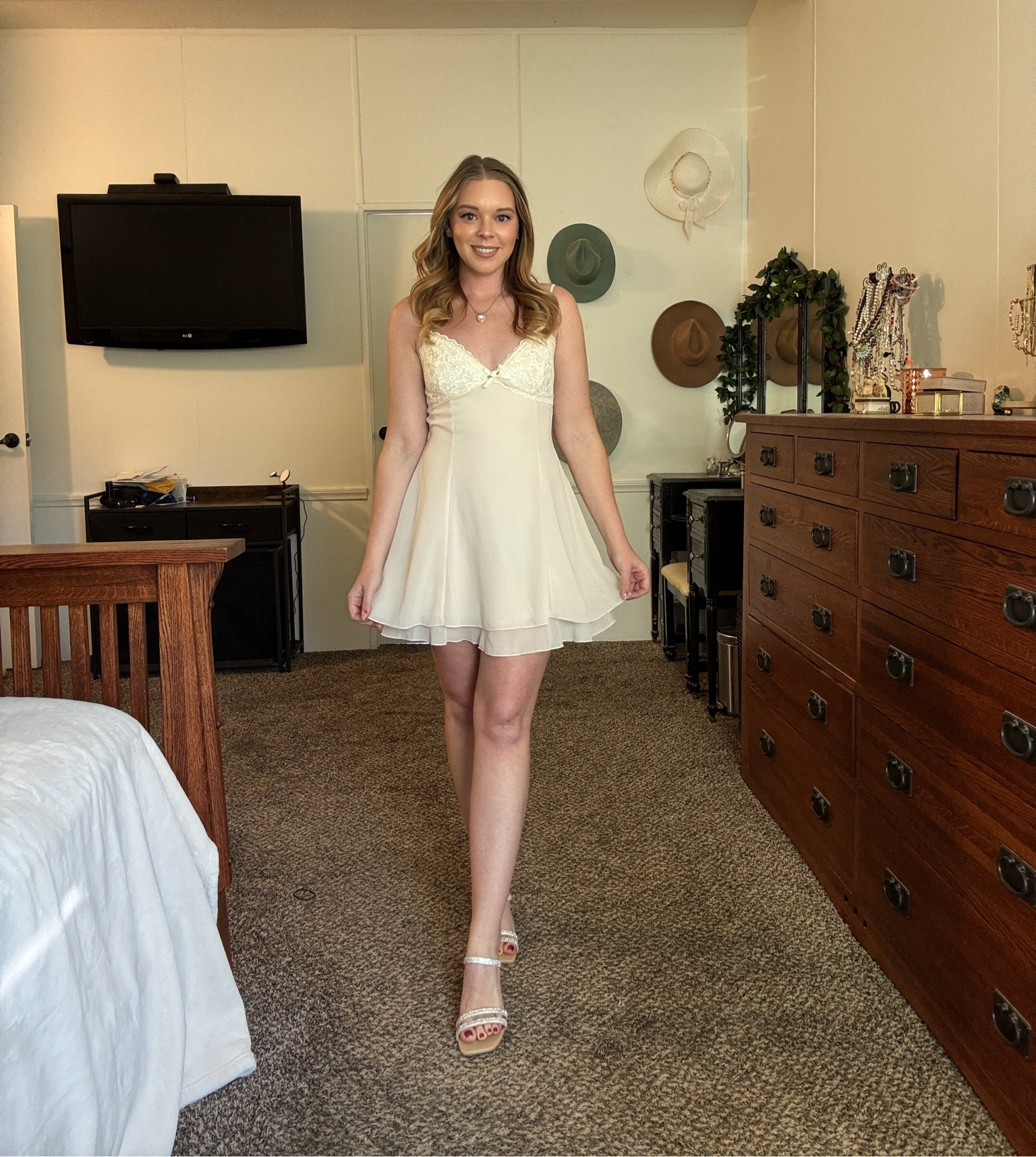 Sabrina dresses! 🤍👗

#LTKParties #LTKStyleTip #LTKU