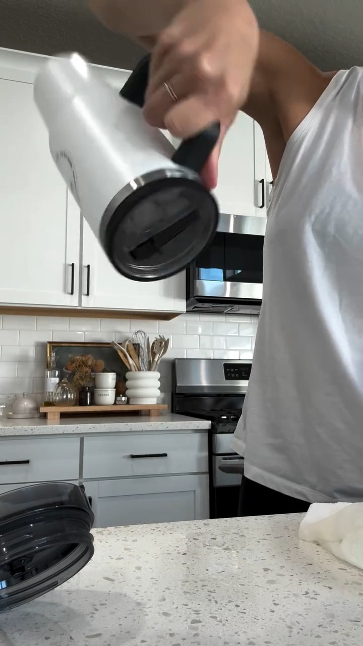 $5 Stanley spill proof replacement lid

#LTKTravel #LTKSaleAlert #LTKFindsUnder50