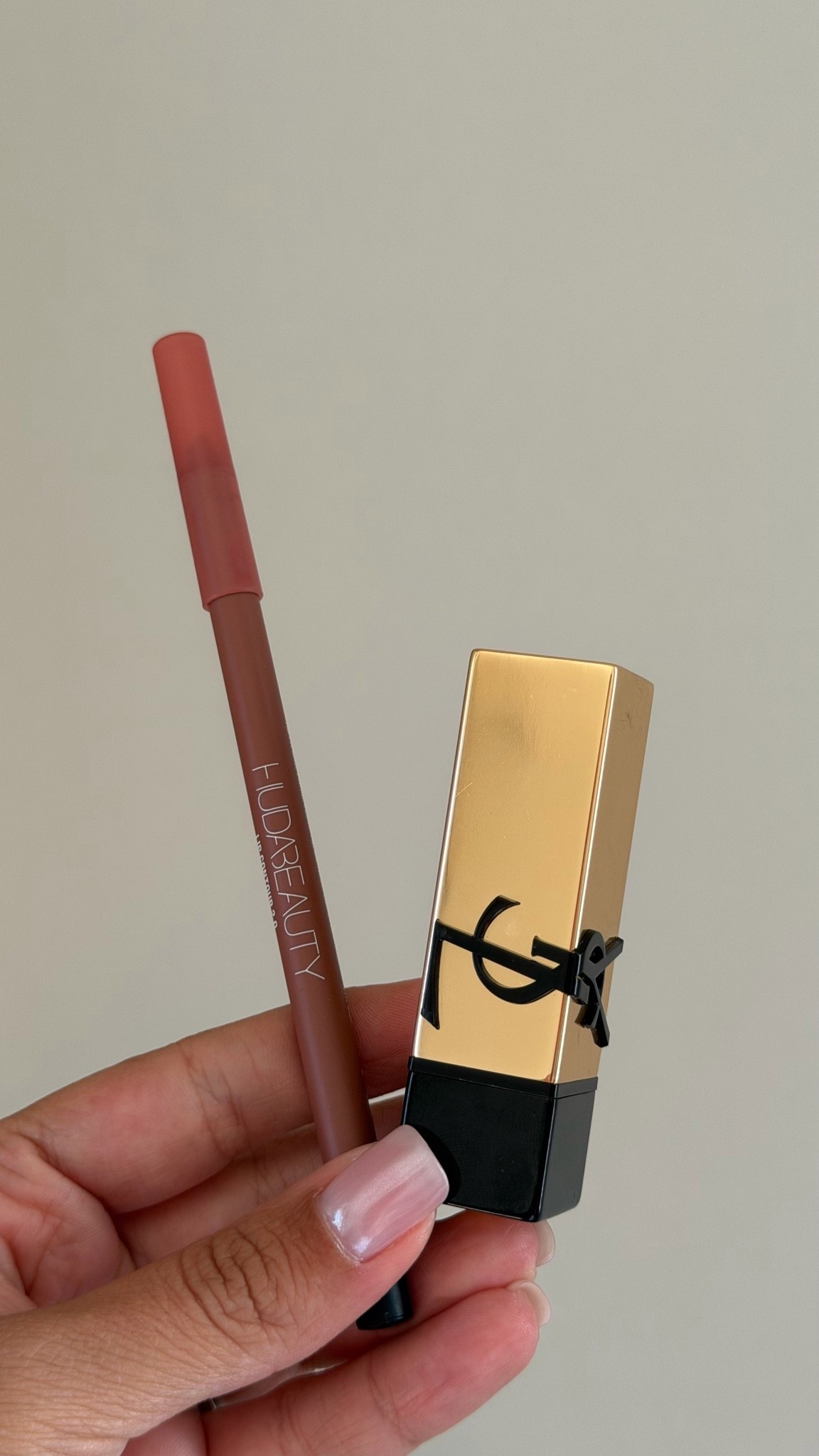 Current lip combo 
Huda beauty lip contour in terracotta
YSL lipstick in N12