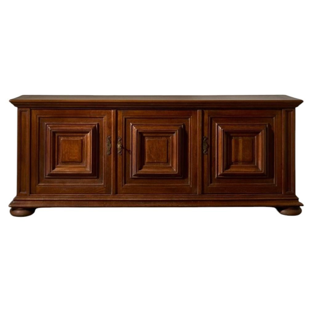 Mid 20th century Oak brutalist sideboard | 1stDibs