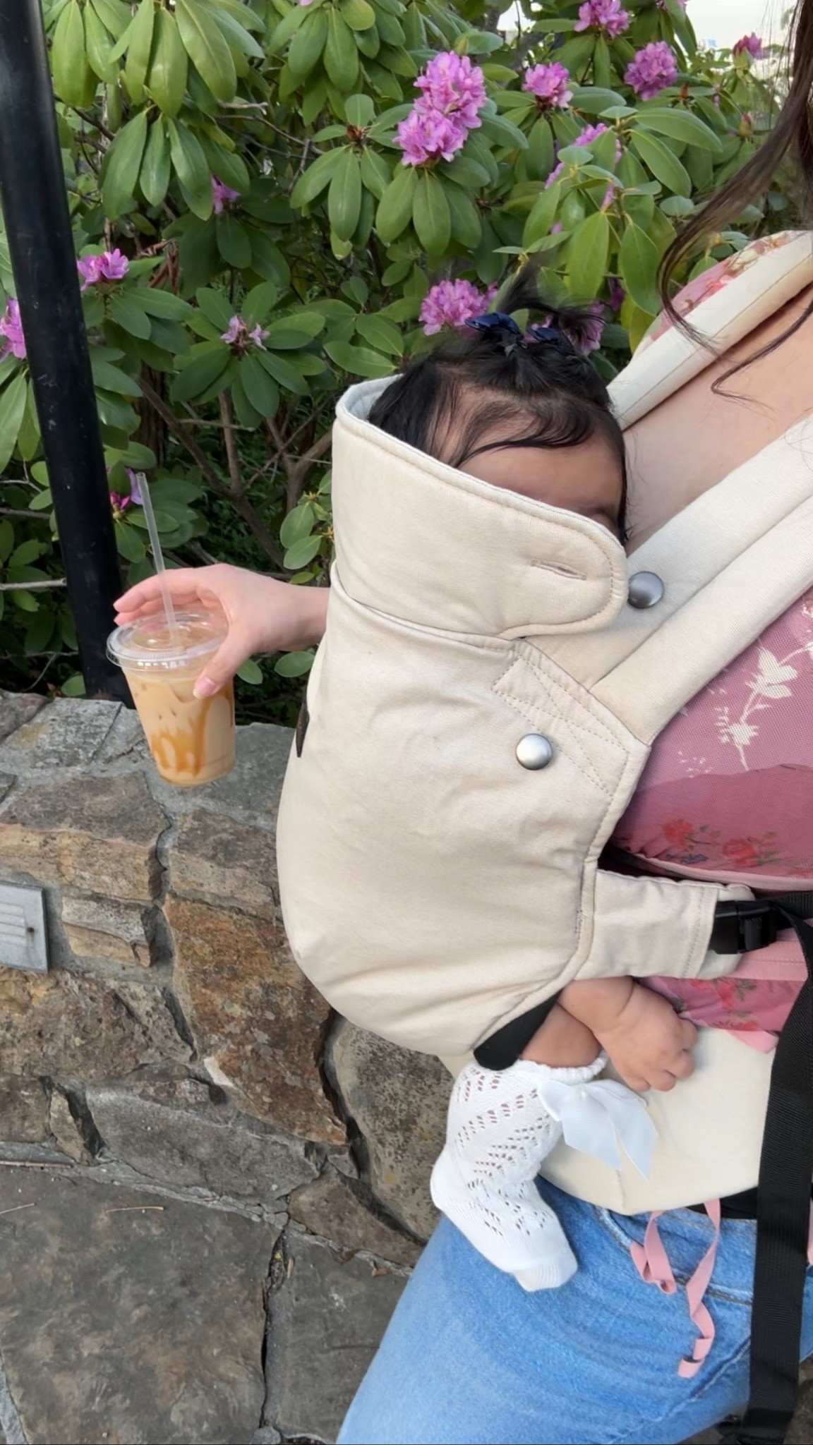 Momcozy Carrier 🫶🏻

#LTKBaby #LTKFamily #LTKTravel