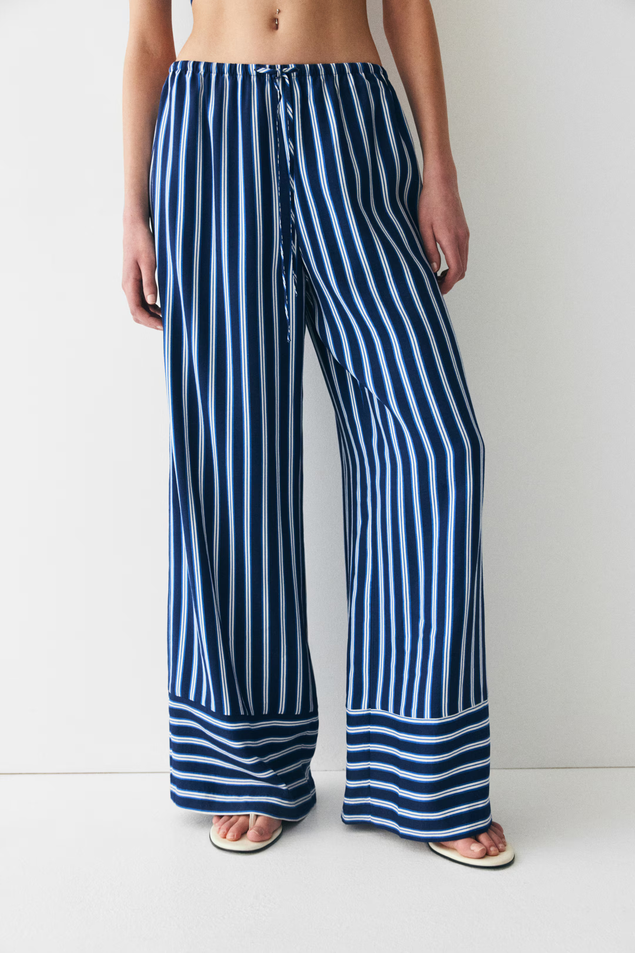 Drawstring Twill Pants | H&M (US + CA)
