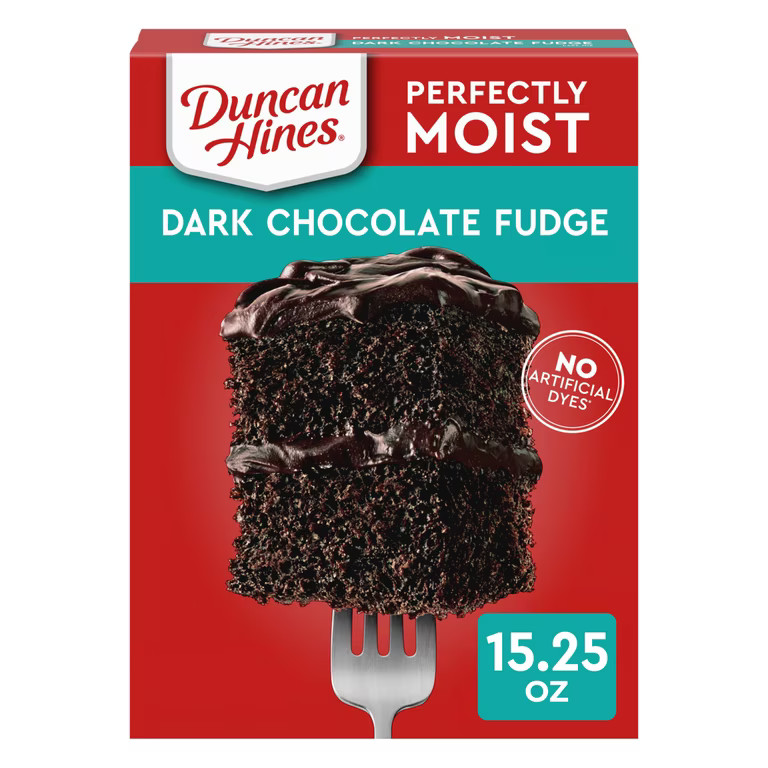 Duncan Hines Dark Chocolate Fudge Cake Mix, 15.25 oz. | Walmart (US)