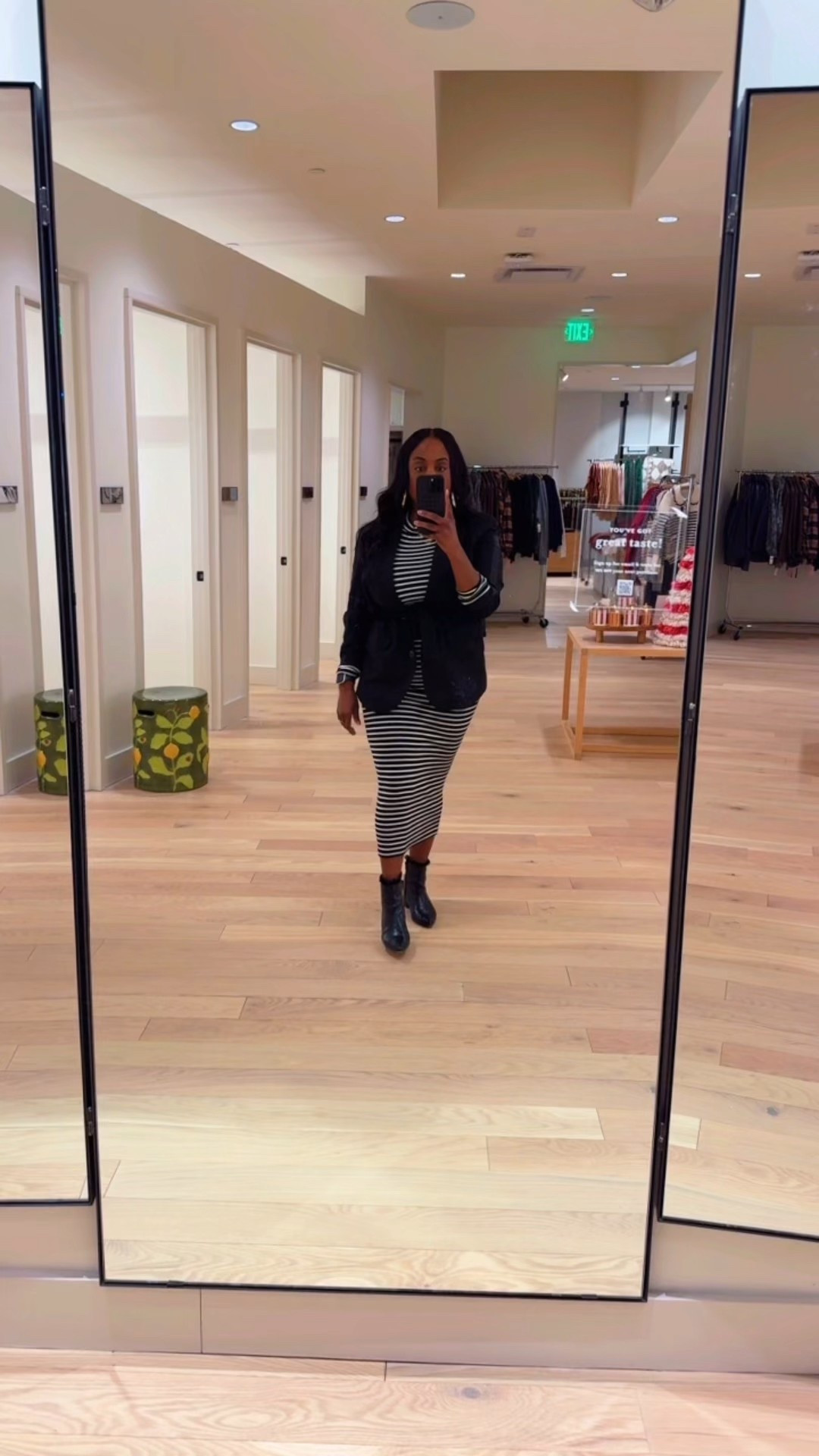 Stripes + a blazer = a forever combo. Classic, effortless, and always polished look 

#LTKPetite #LTKootd #LTKOver40