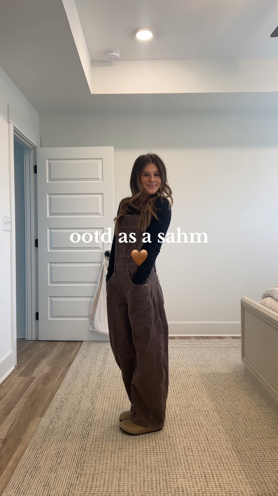 ootd as a sahm 🤎🤠

sahm ootd
mom ootd
toddler mom outfit
mom outfit
casual outfit
overalls
overalls out it 

#LTKSeasonal #LTKStyleTip #LTKFindsUnder100
