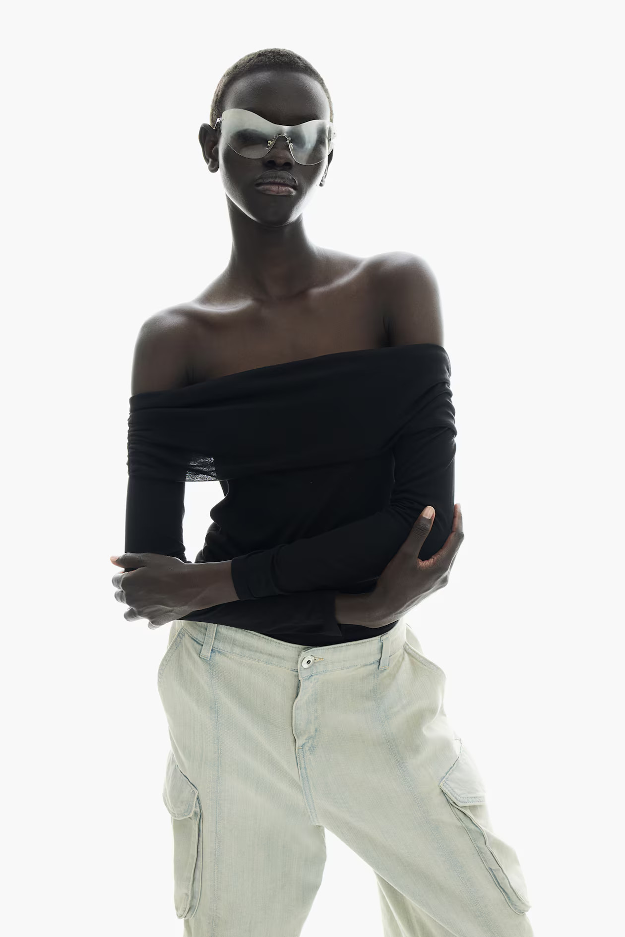 Sheer off-the-shoulder top - Long sleeve - Short - Black - Ladies | H&M GB | H&M (UK, MY, IN, SG, PH, TW, HK)
