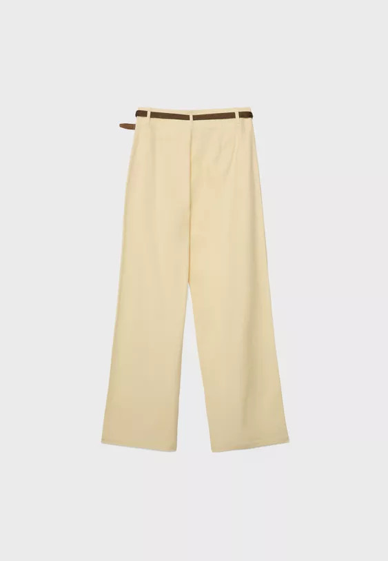 Rechte broek met linnenlook en riem - Mode voor dames | Stradivarius Netherlands | Stradivarius (NL)