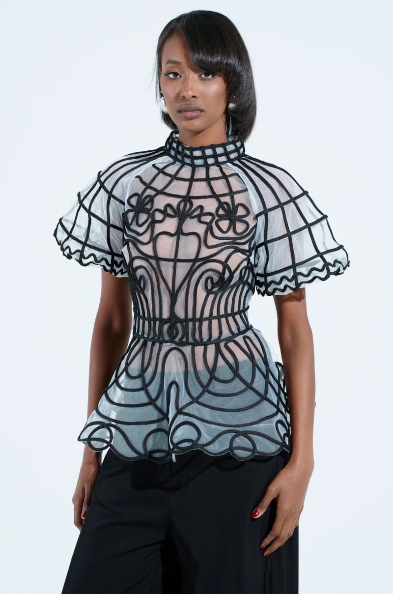 DOLL FACE SHORT SLEEVE STRUCTURED BLOUSE | AKIRA