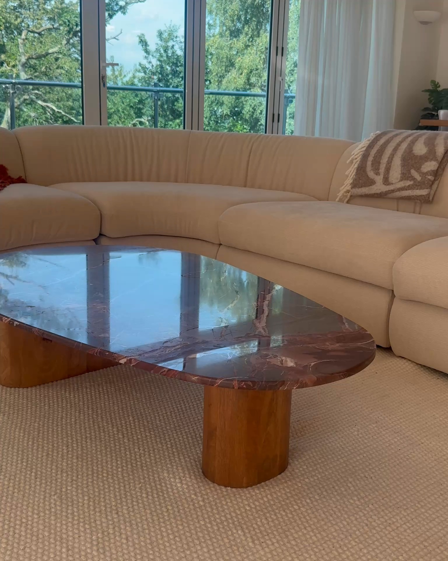 The dreamiest coffee table…and it’s high street!!!

#LTKhome #LTKfamily